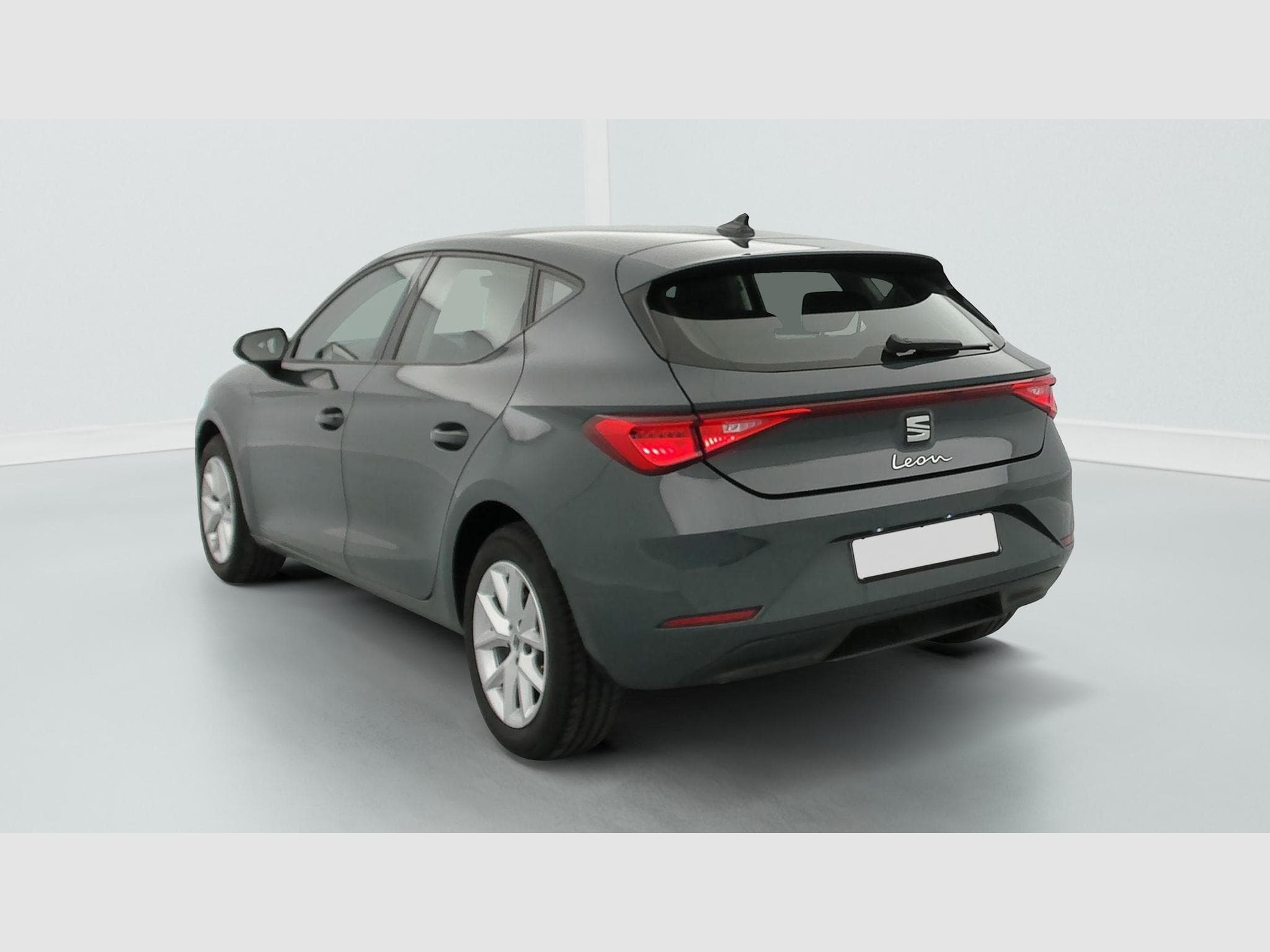 Seat Leon 1.5 eTSI Hybrid 115 DSG7 Business (2025) - Foto 5