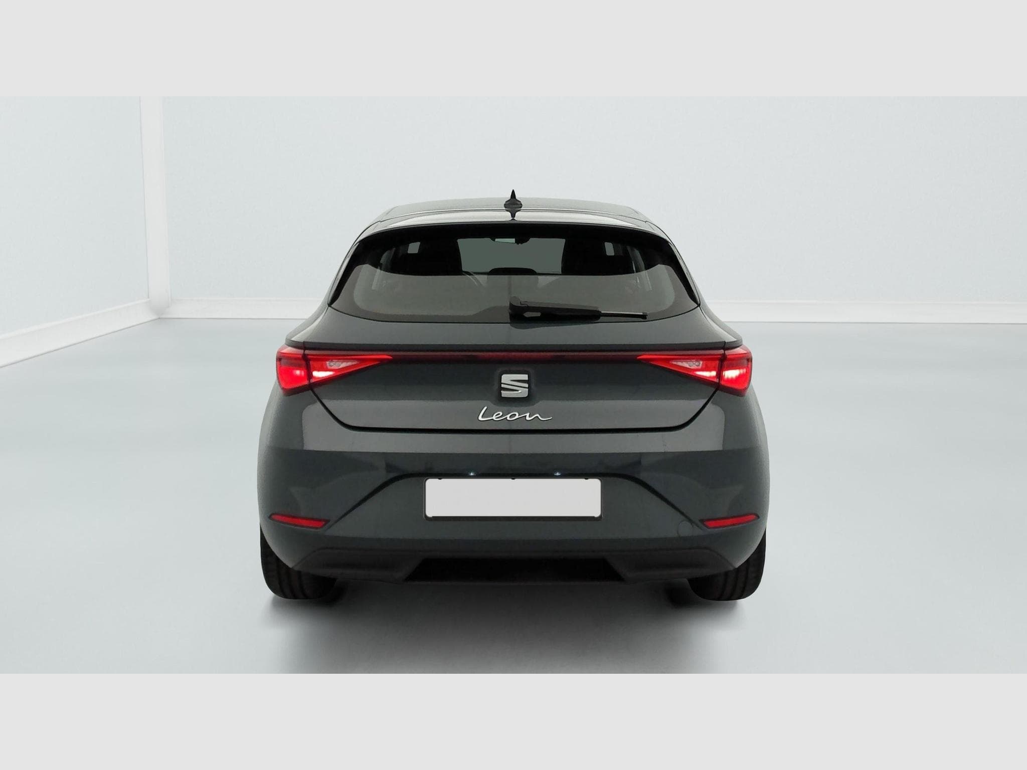 Seat Leon 1.5 eTSI Hybrid 115 DSG7 Business (2025) - Foto 6