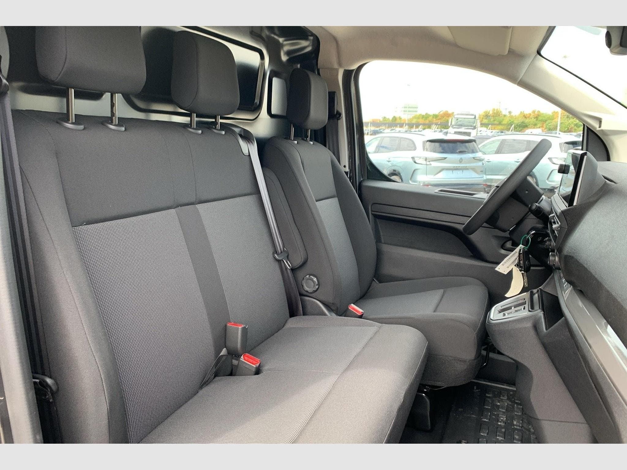 CitroëN Jumpy Fourgon DIESEL 150 CH XL AUTOMAT (2026) - Photo 9