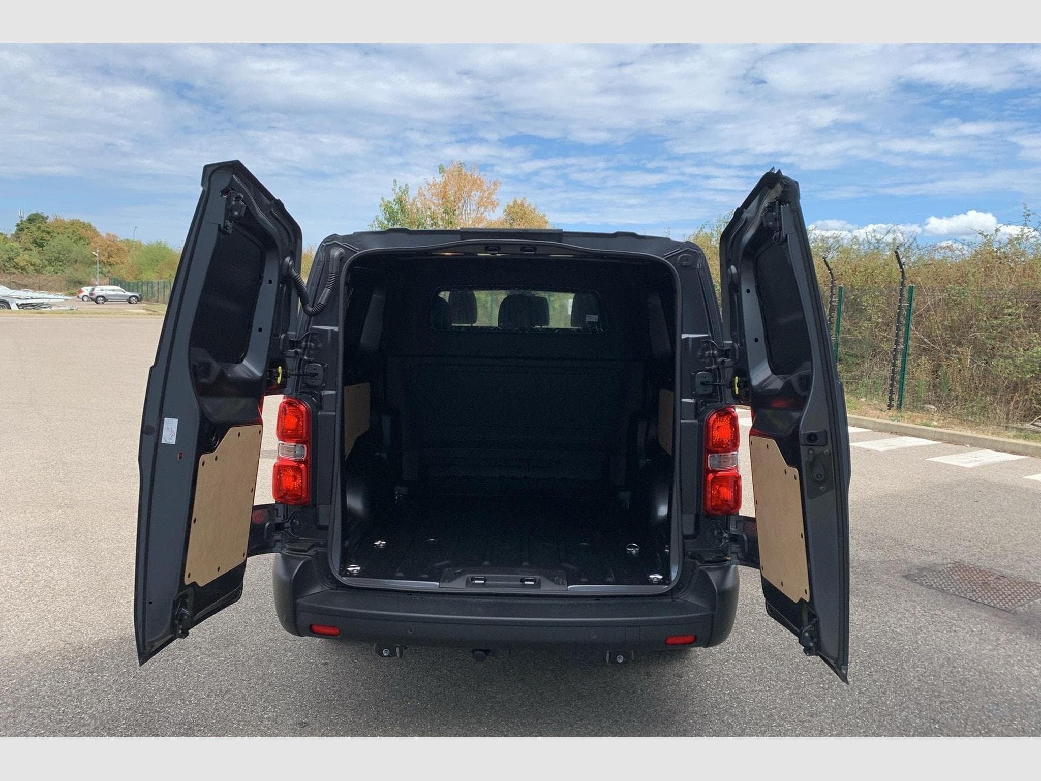 CitroëN Jumpy Cabine Approfo DIESEL 180 CH XL AUTOMAT (2026) - Foto 12