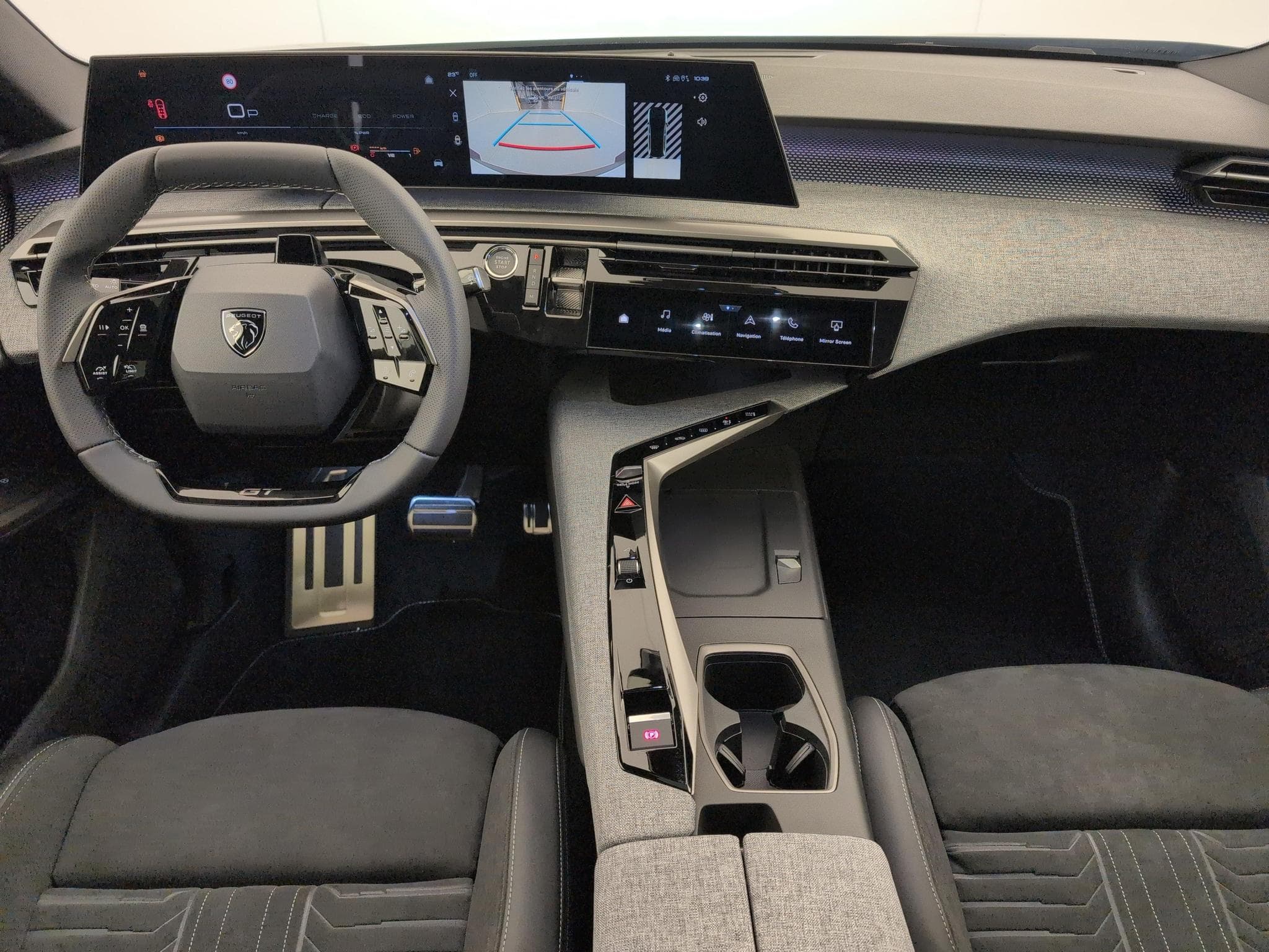 Peugeot 5008 Hybrid 145 e-DCS6 GT (2026) - Foto 13