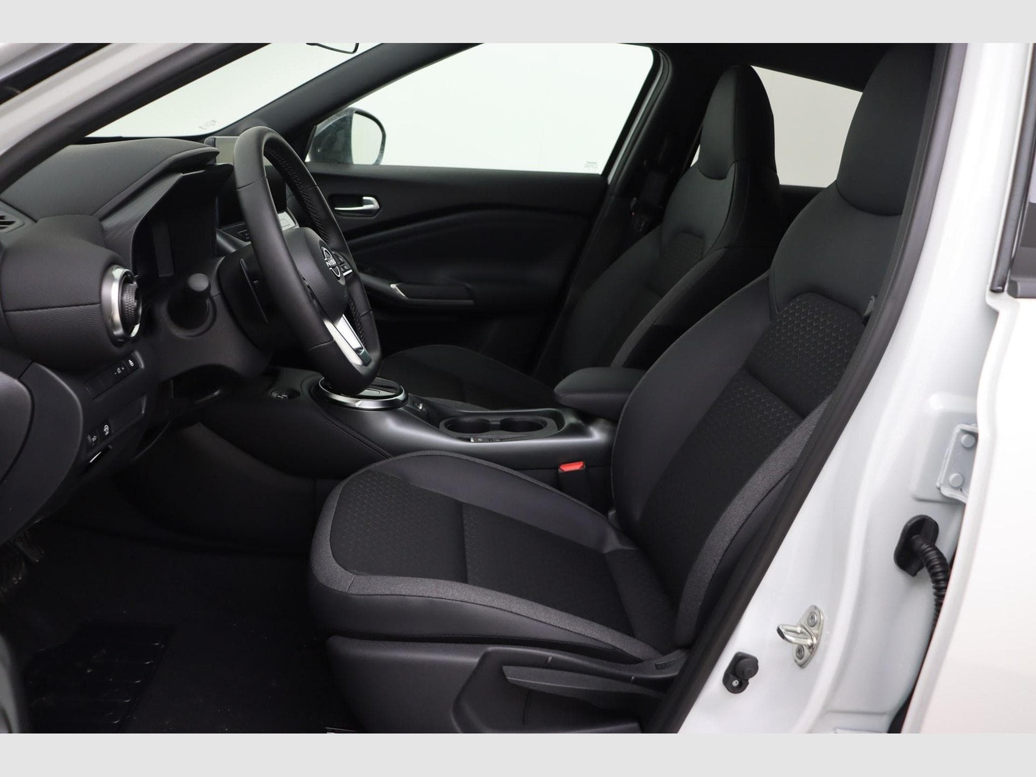 Nissan JUKE HYBRID 143 N-CONNECTA (2026) - Foto 11