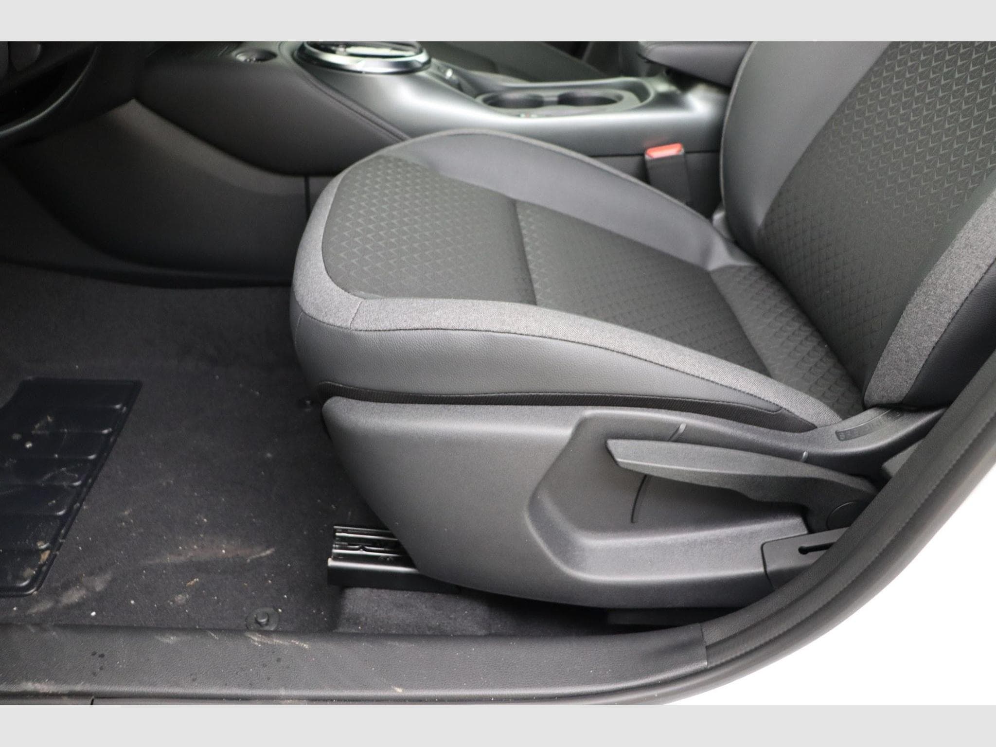 Nissan JUKE HYBRID 143 N-CONNECTA (2026) - Foto 15