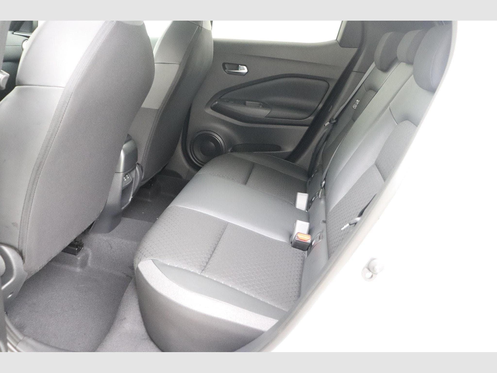 Nissan JUKE HYBRID 143 N-CONNECTA (2026) - Foto 6