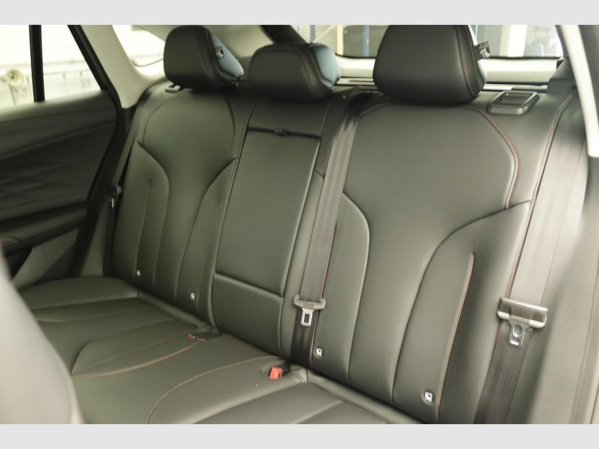 Mg EHS 1.5 Hybrid+ 224 ch Luxury (2026) - Foto 17