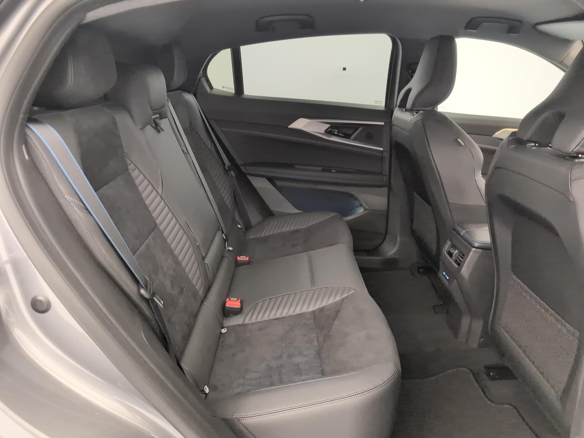 Renault Rafale E-Tech full hybrid 200ch esprit Alpine (2026) - Foto 10