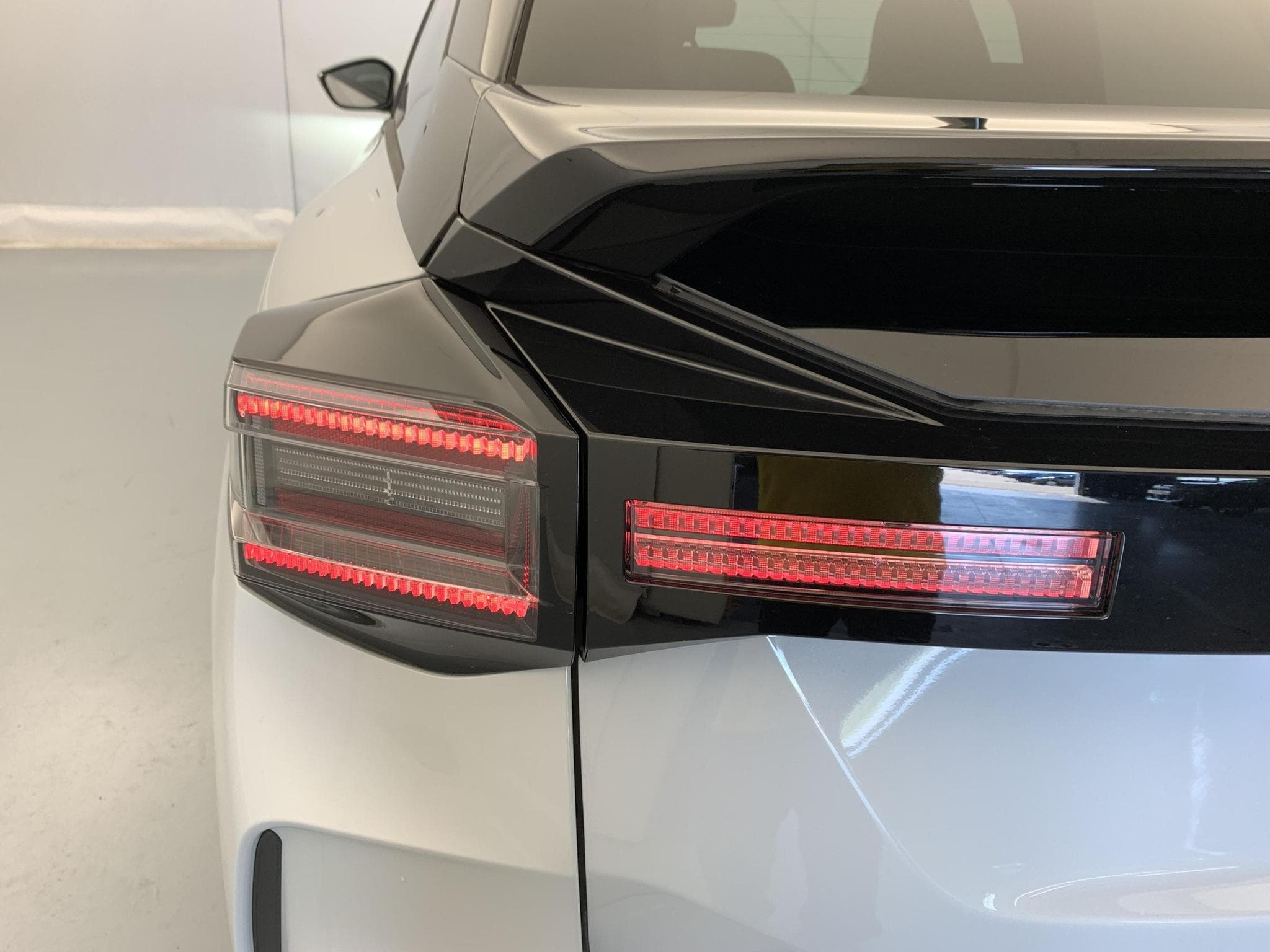 CitroëN C4 Hybride 145 ch e-DCS6 Max (2026) - Photo 11