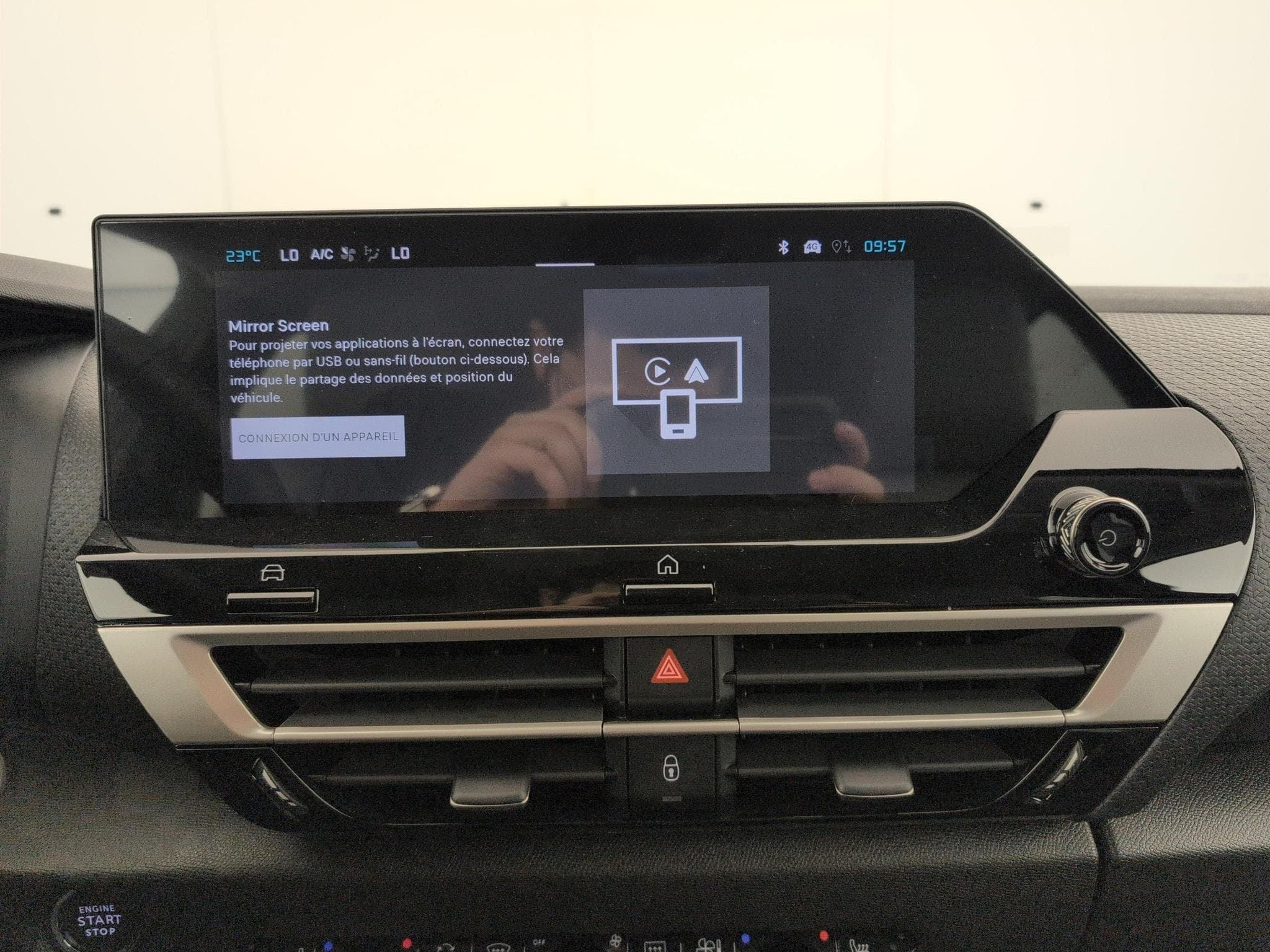 CitroëN C4 Hybride 145 ch e-DCS6 Max (2026) - Photo 17