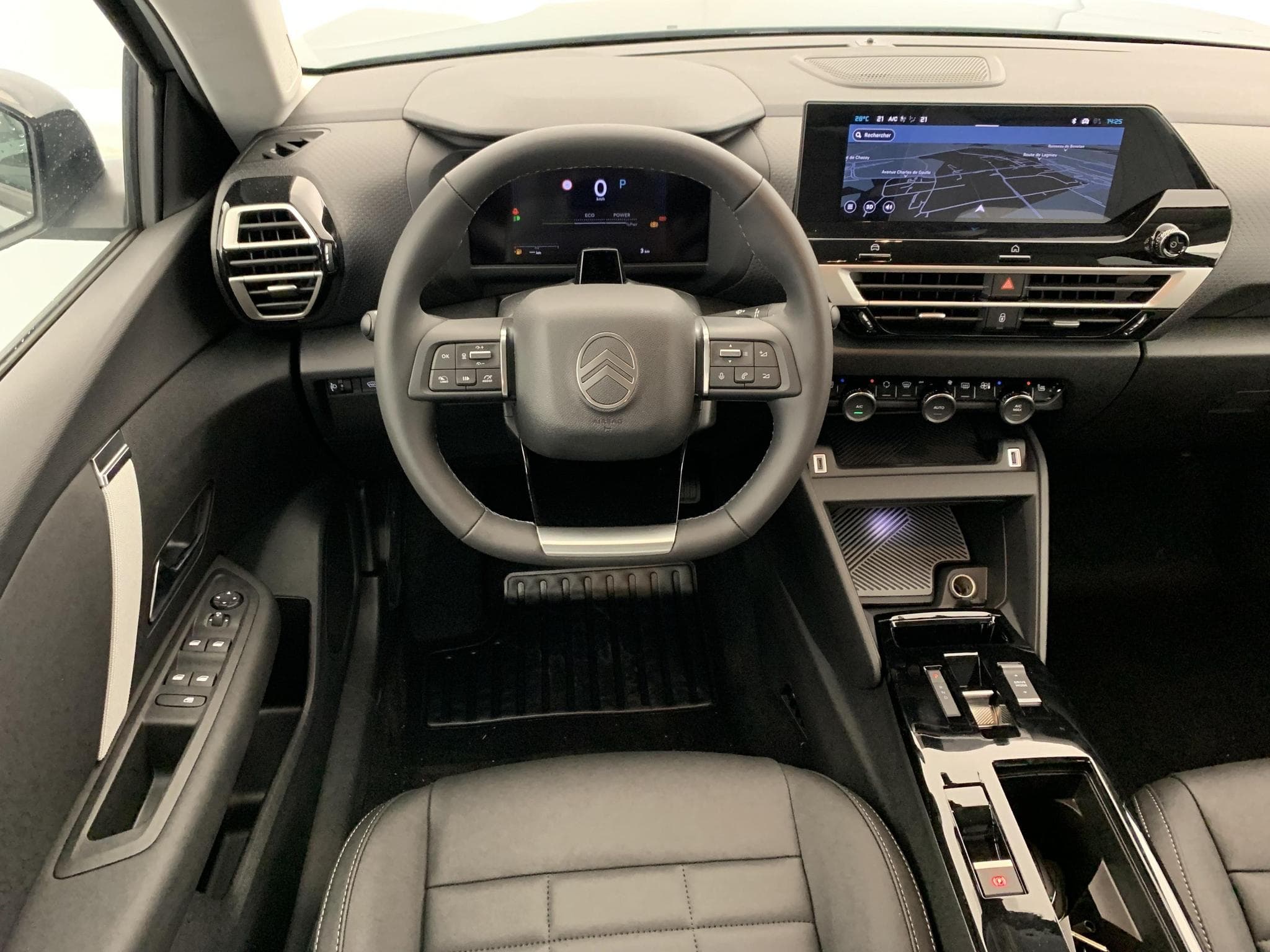 CitroëN C4 Hybride 145 ch e-DCS6 Max (2026) - Photo 11