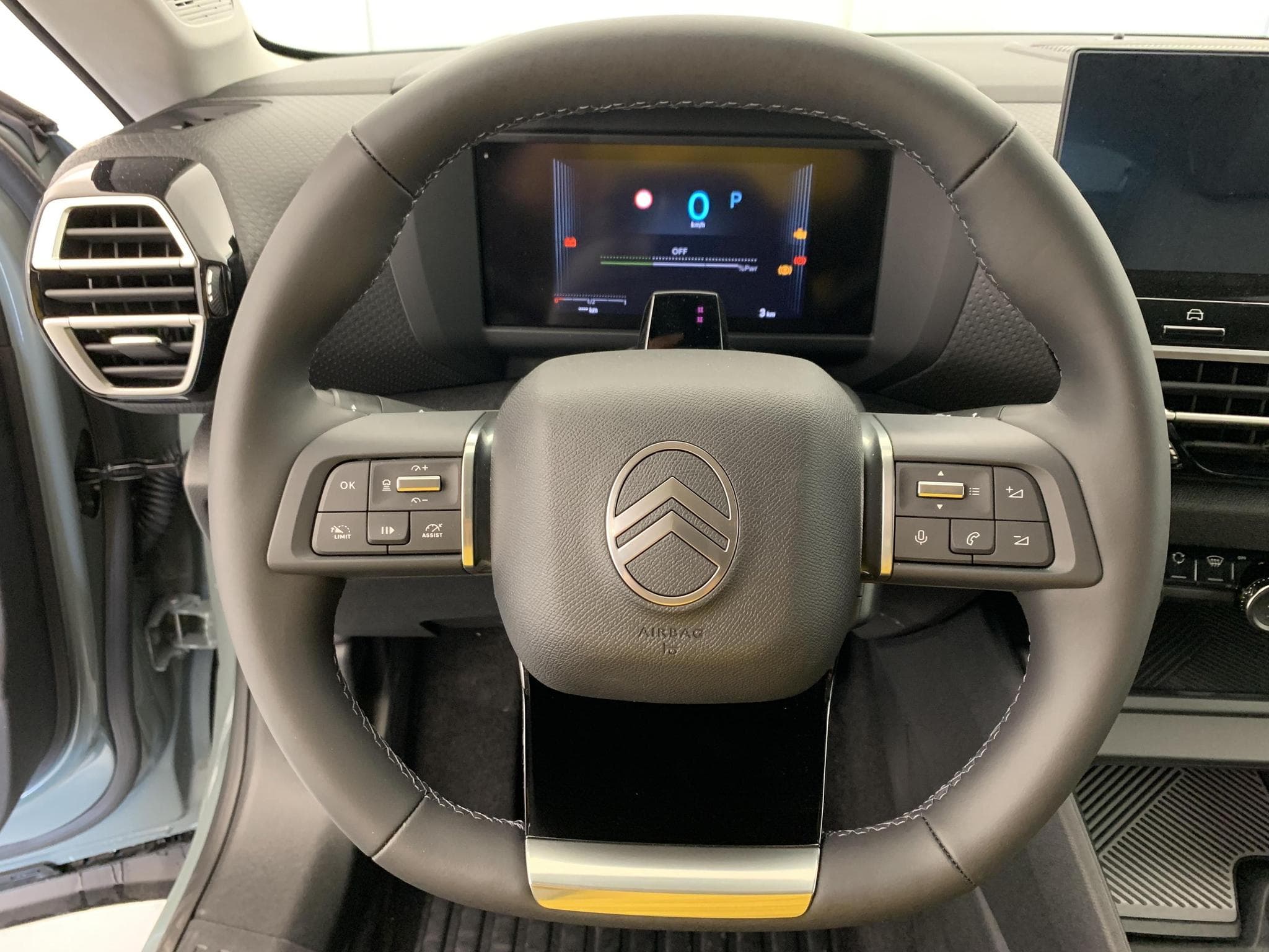 CitroëN C4 Hybride 145 ch e-DCS6 Max (2026) - Photo 17