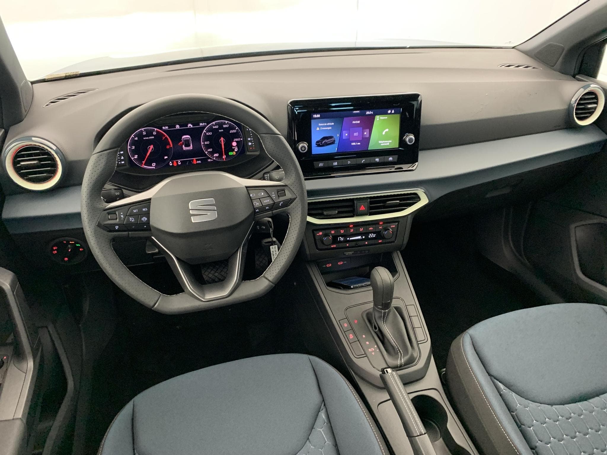 Seat Arona 1.0 TSI 115 ch Start/Stop DSG7 Copa (2026) - Foto 13