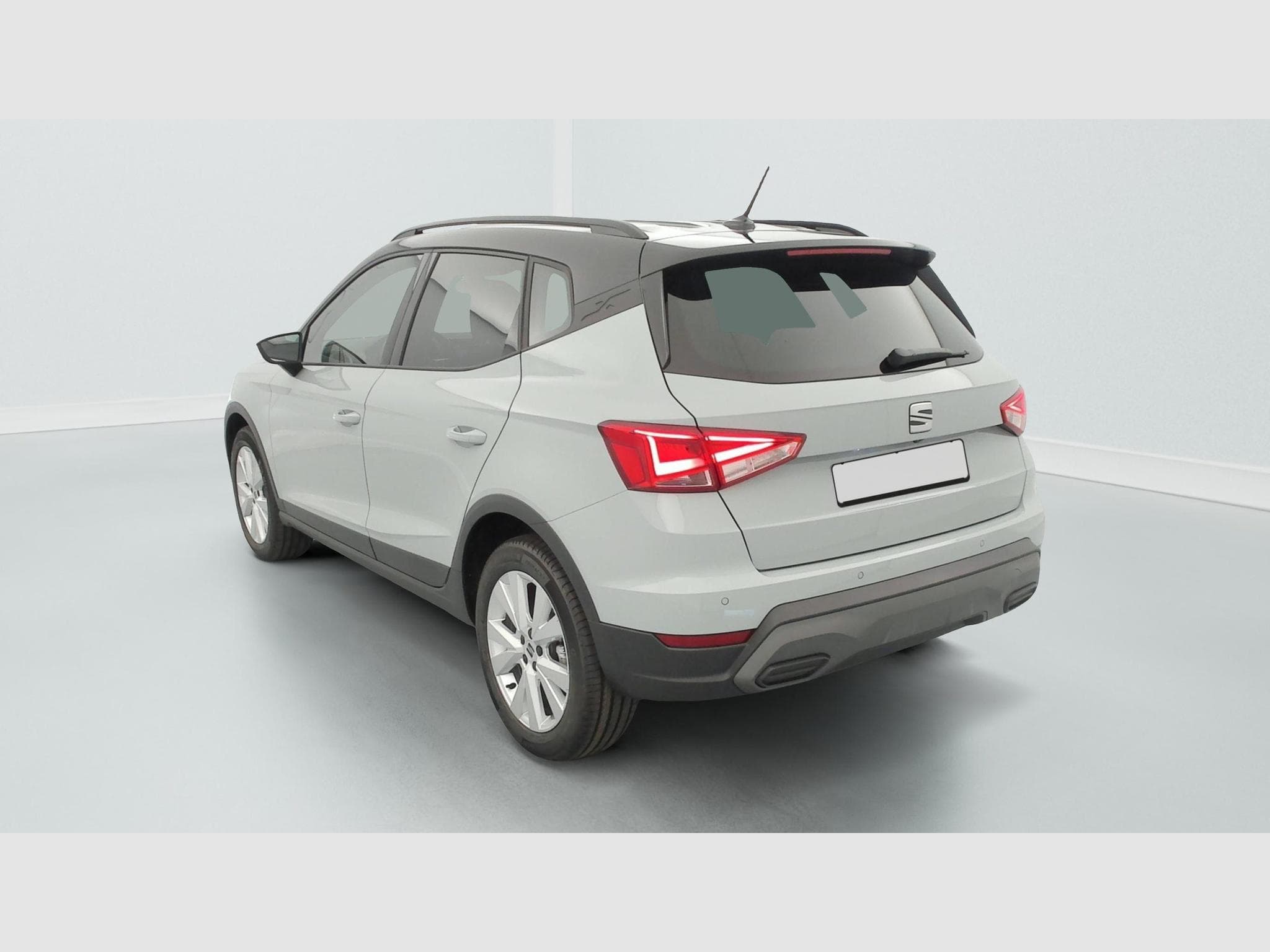 Seat Arona 1.0 TSI 115 ch Start/Stop DSG7 Copa (2026) - Foto 5