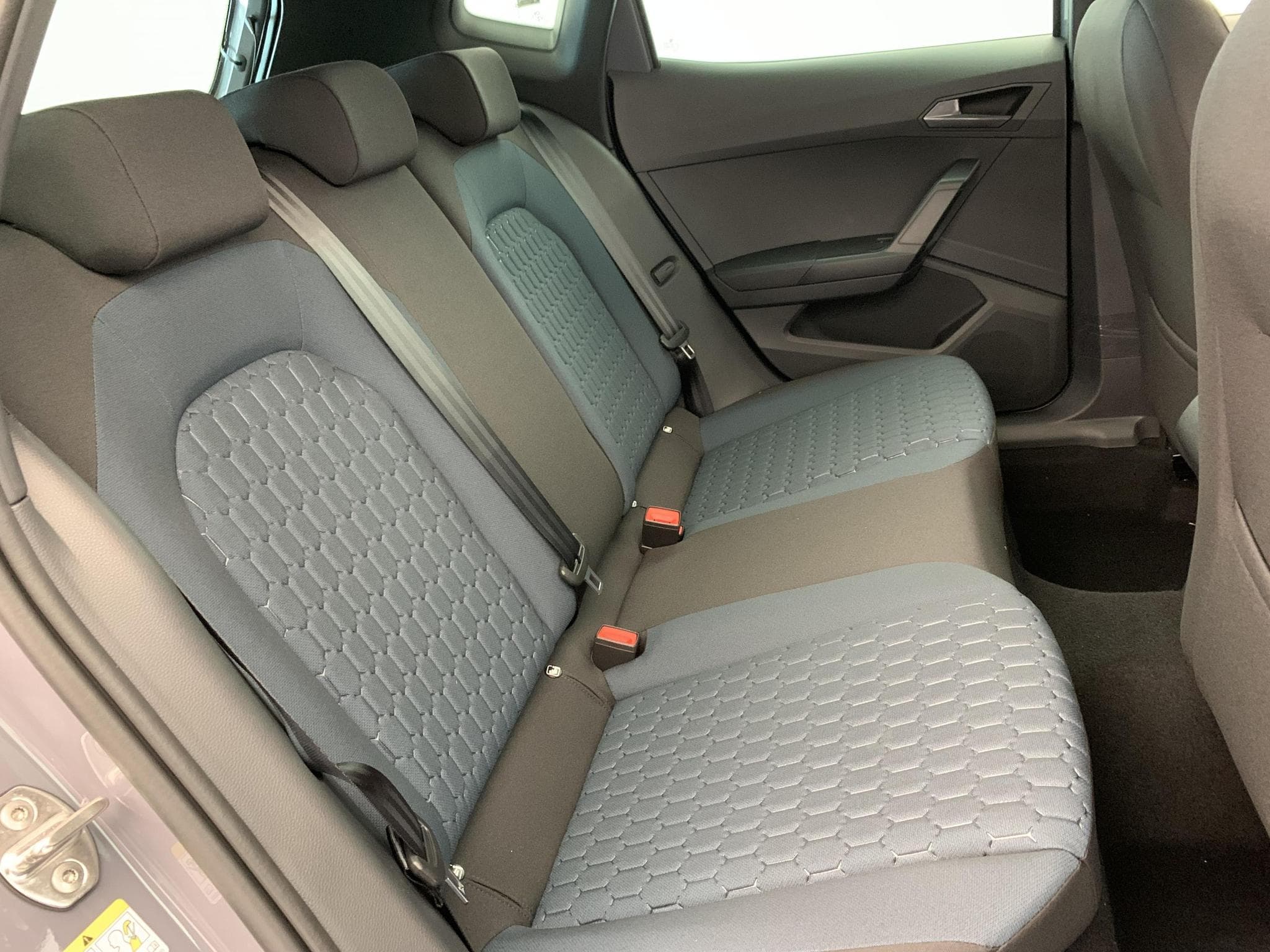 Seat Arona 1.0 TSI 115 ch Start/Stop DSG7 Copa (2026) - Foto 10