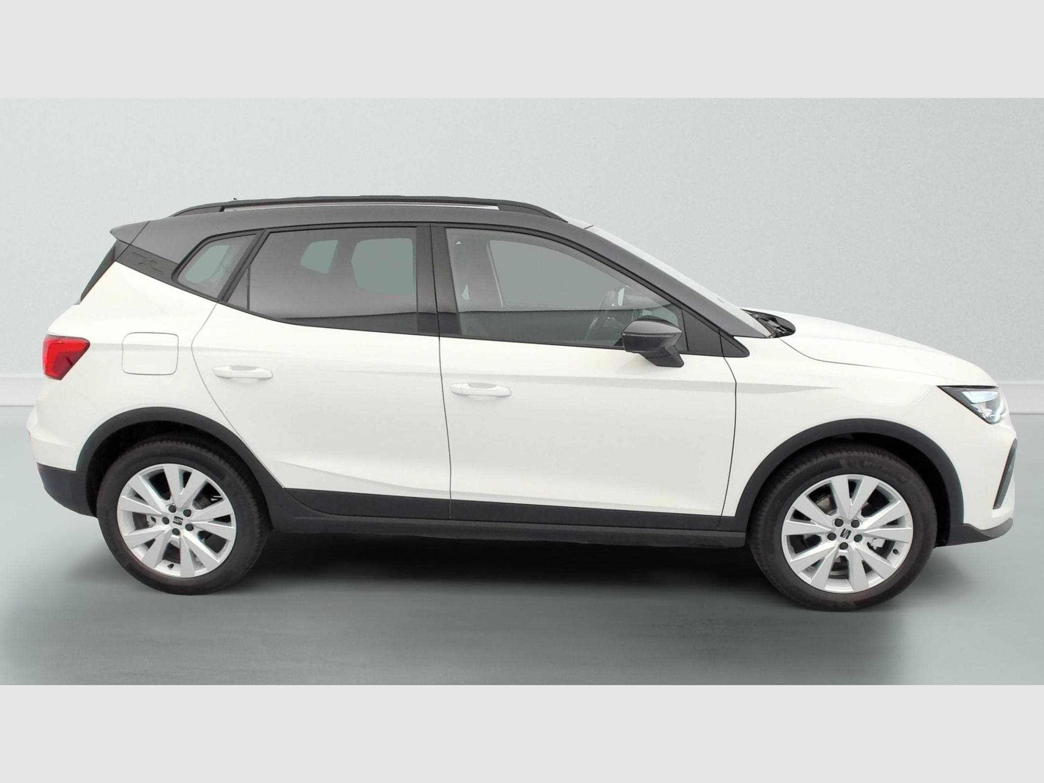 Seat Arona 1.0 TSI 115 ch Start/Stop DSG7 Copa (2026) - Foto 8