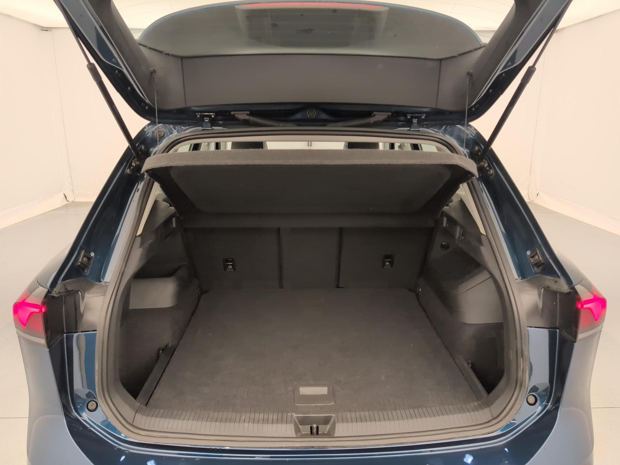 VW Tiguan 2.0 TDI 150ch DSG7 Life (2025) - Photo 11