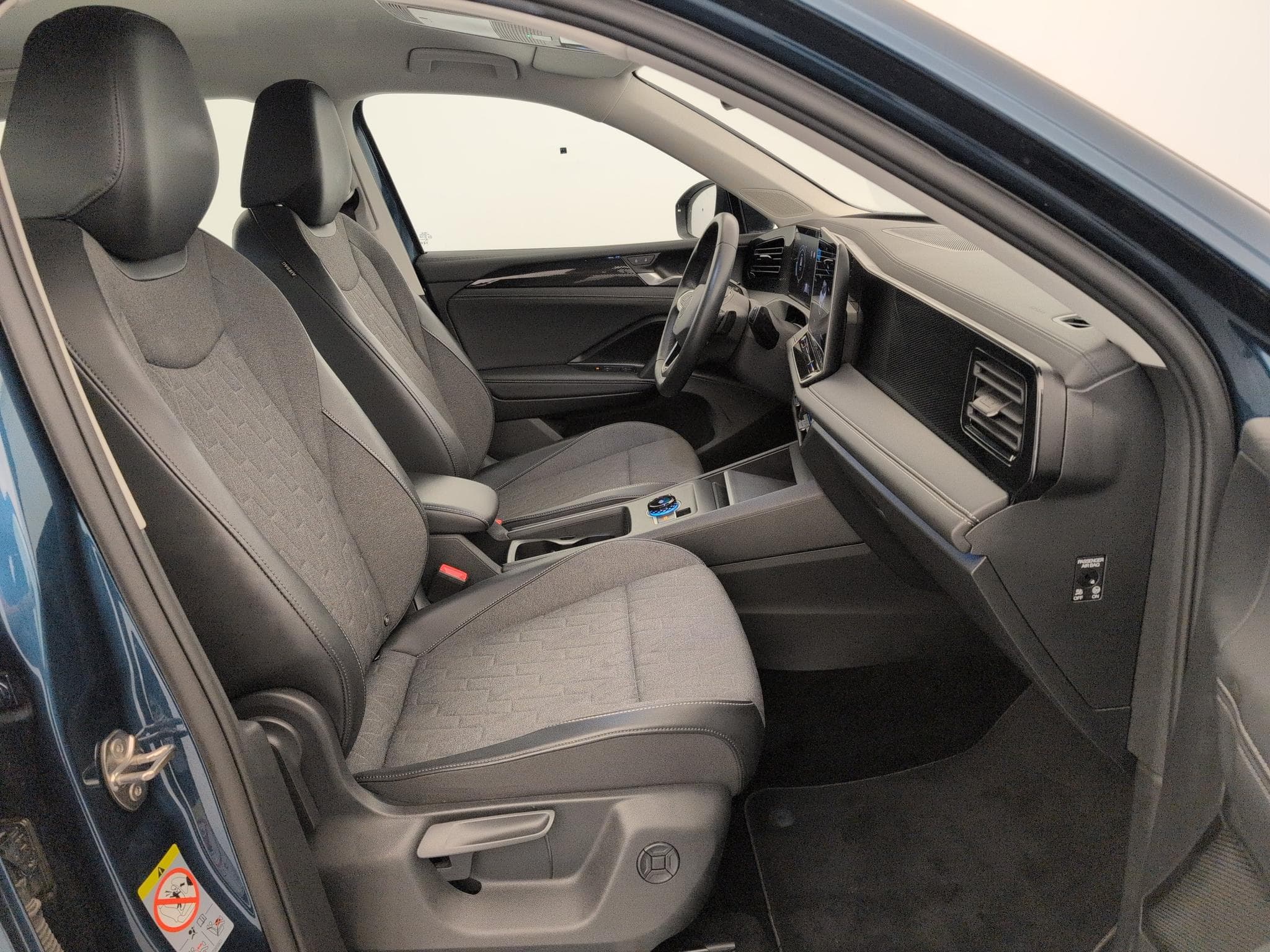 VW Tiguan 2.0 TDI 150ch DSG7 Life (2025) - Photo 9
