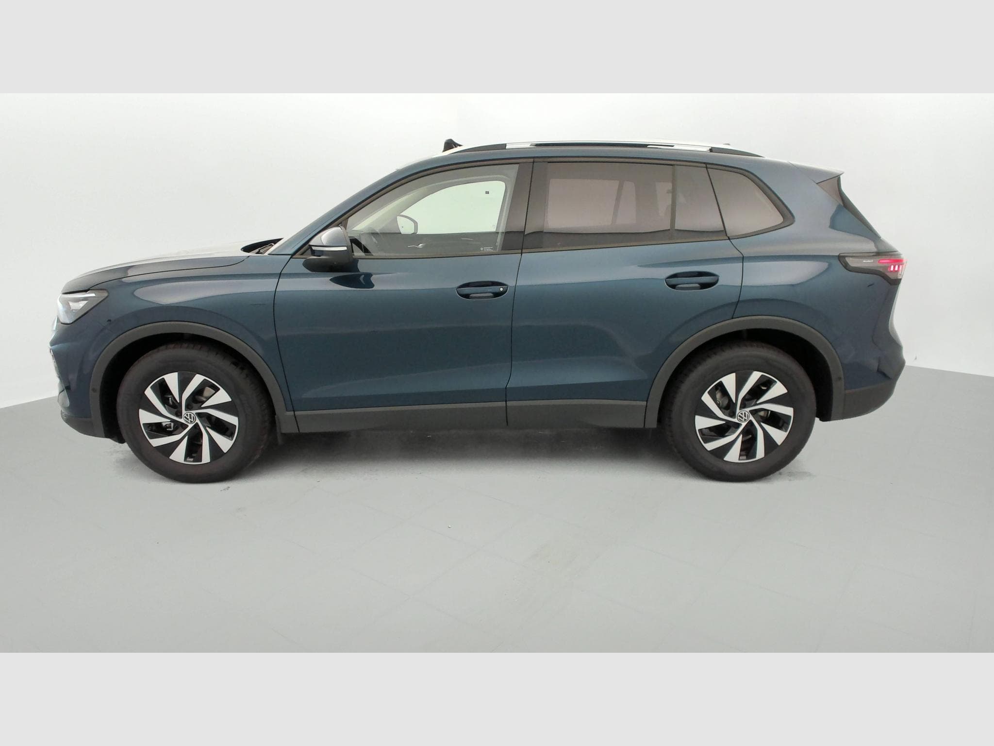 VW Tiguan 1.5 ETSI 150CH DSG7 Life (2026) - Photo 4