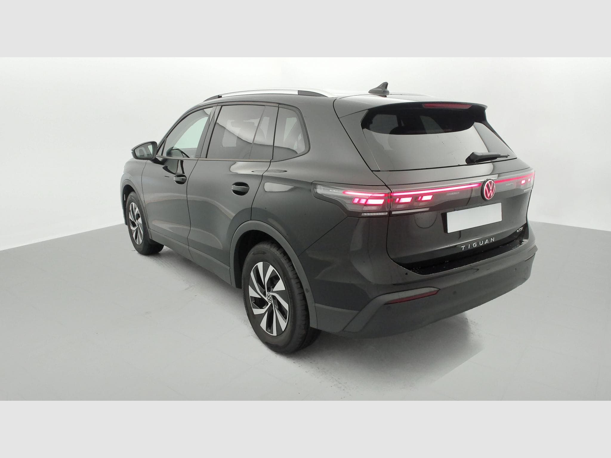 VW Tiguan 1.5 ETSI 150CH DSG7 Life (2026) - Photo 5