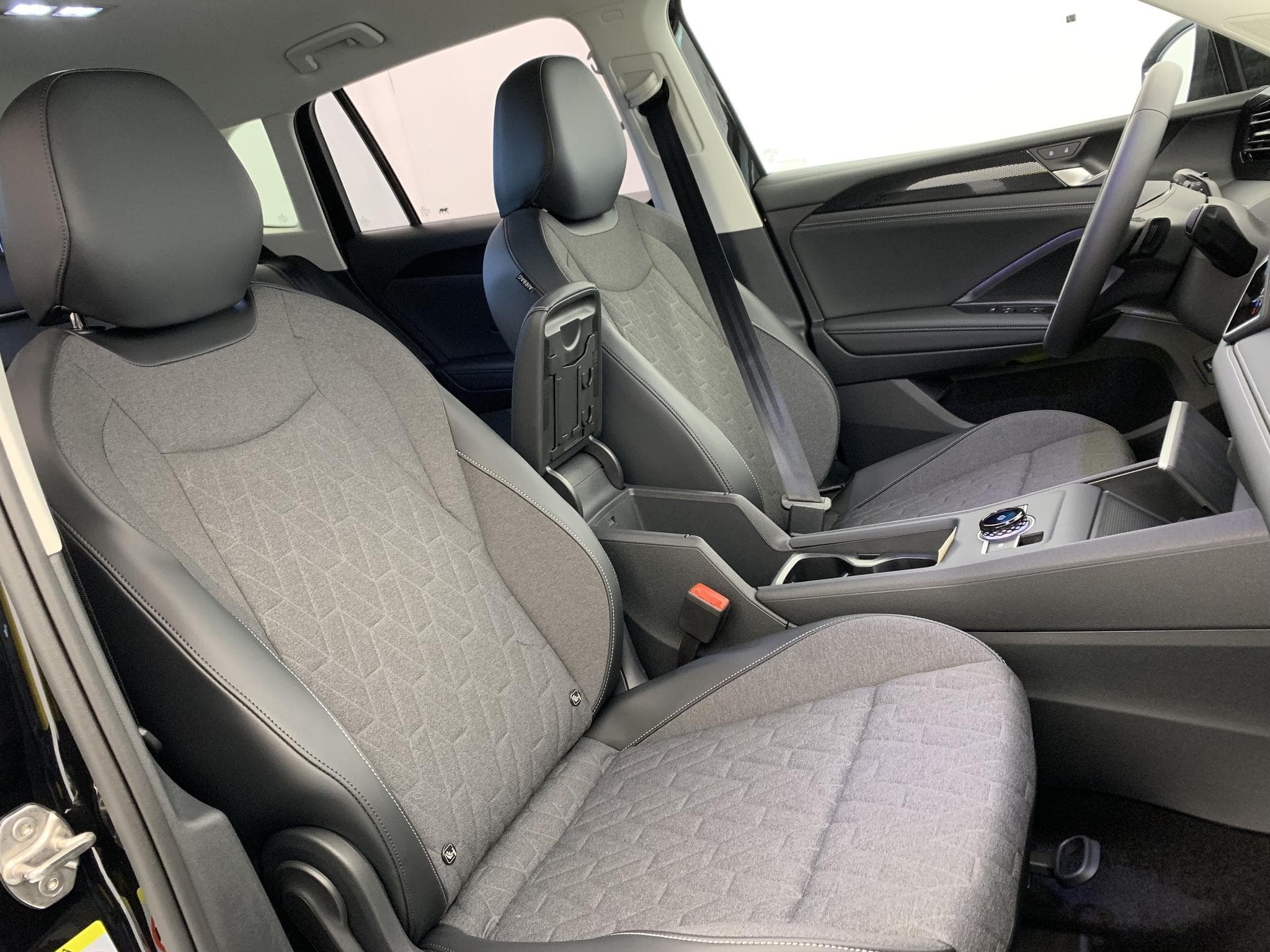 VW Tiguan 1.5 ETSI 150CH DSG7 Life (2026) - Photo 9