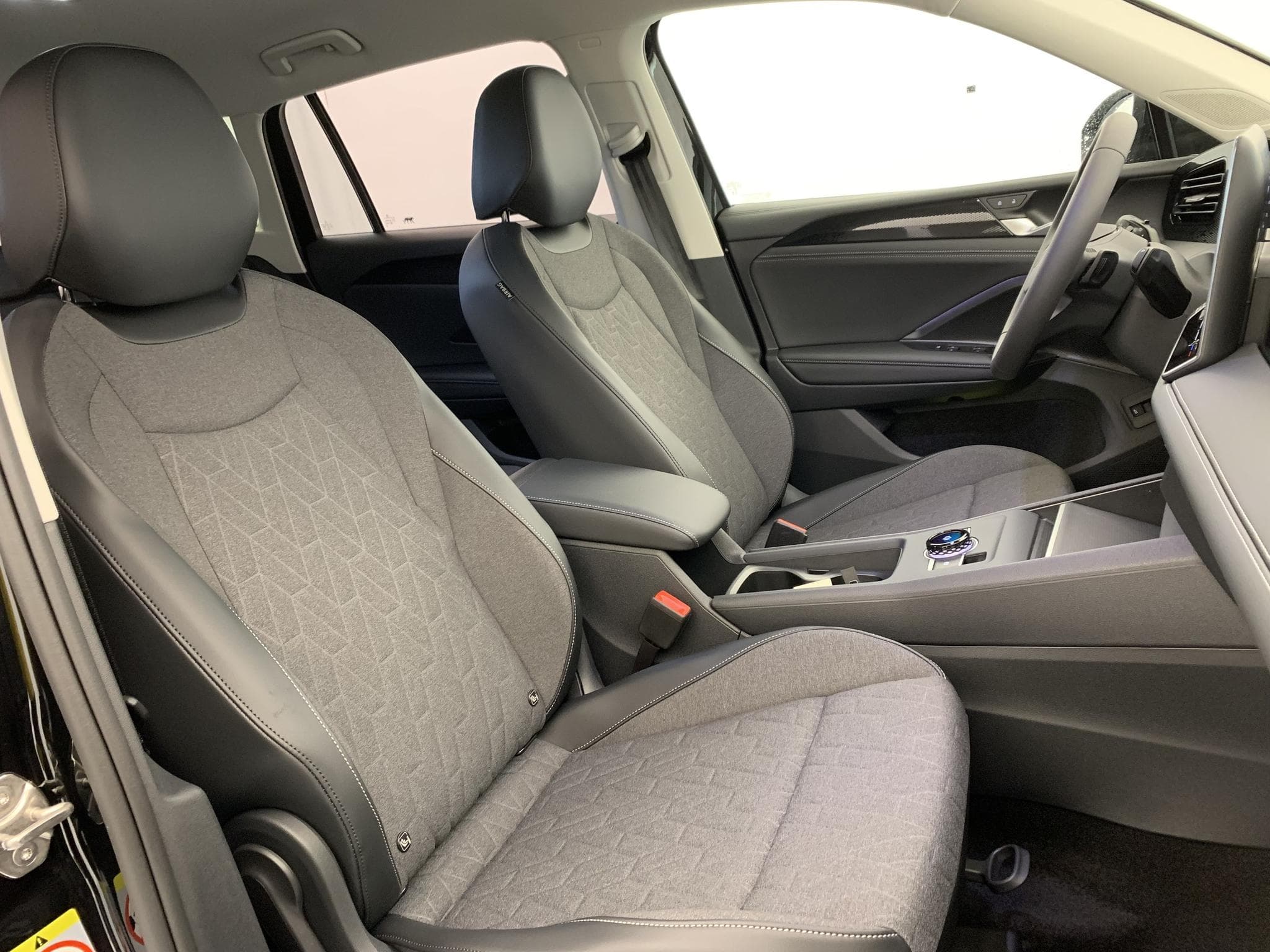 VW Tiguan 1.5 ETSI 150CH DSG7 Life (2026) - Photo 10
