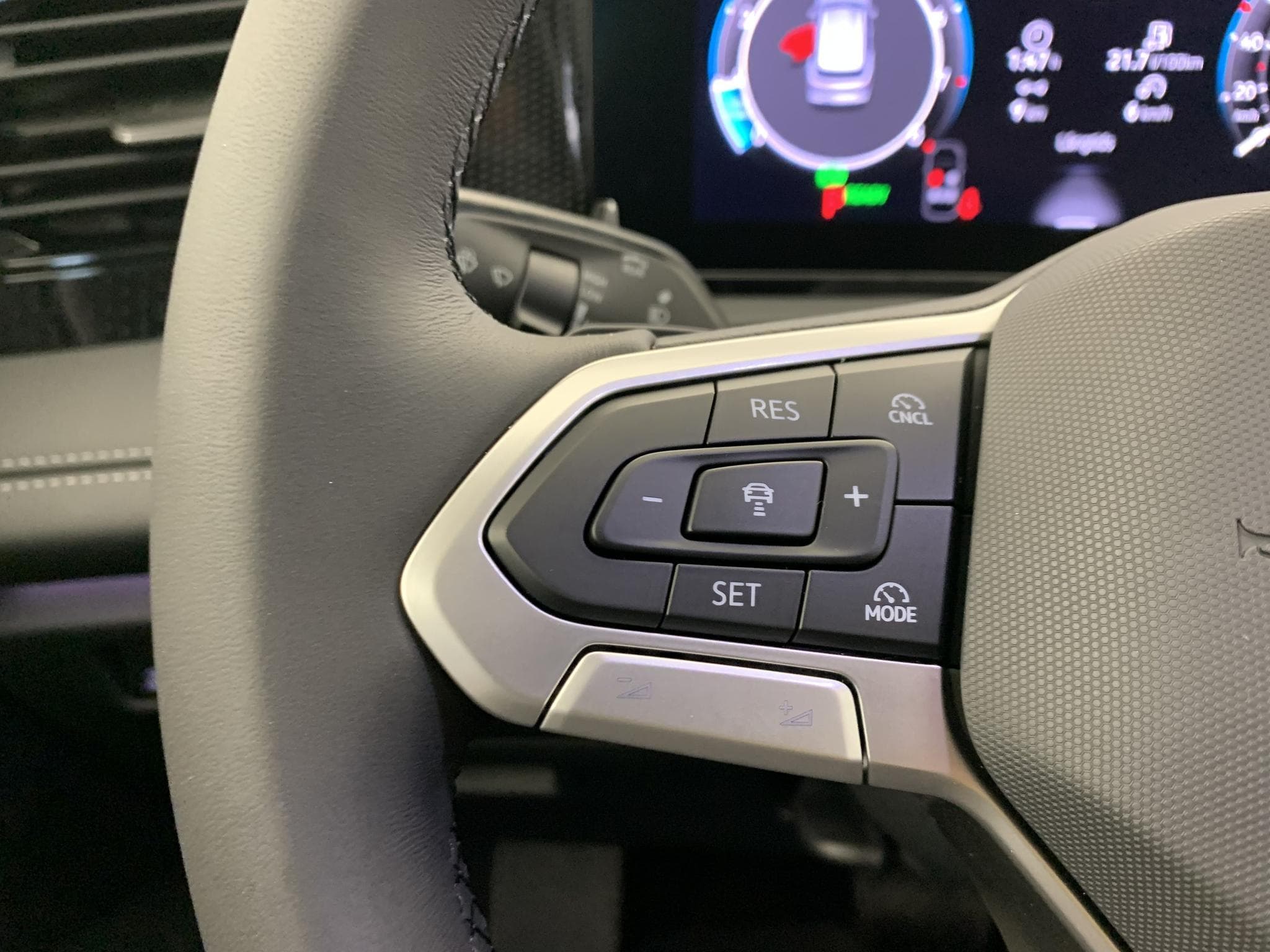 VW Tiguan 1.5 ETSI 150CH DSG7 Life (2026) - Photo 18
