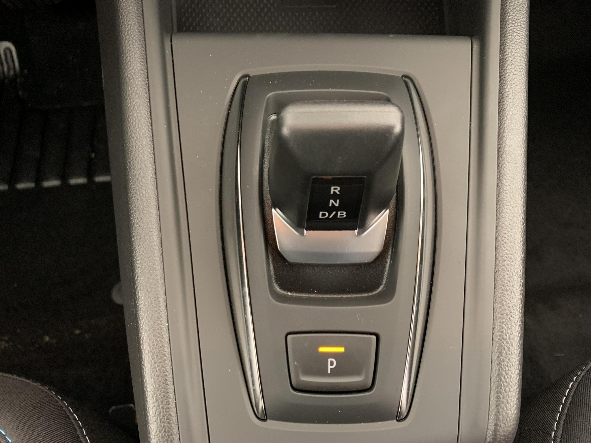 Renault CAPTUR E-Tech full hybrid 160 ch Evolution (2026) - Photo 16
