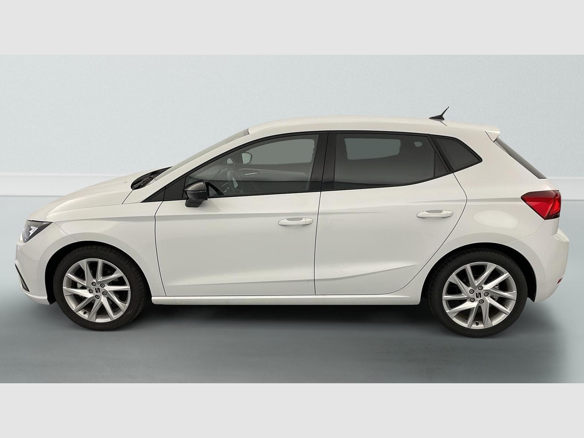 Seat IBIZA 1.0 TSI 115 CH S/S DSG7 FR (2025) - Foto 4