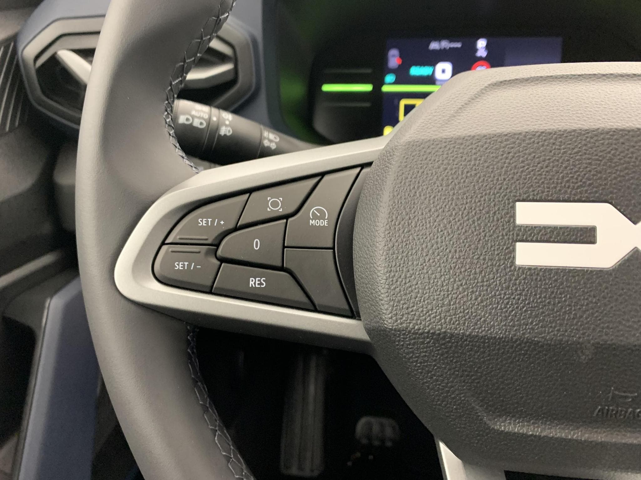 Dacia BIGSTER HYBRID 155 Expression (2026) - Foto 15