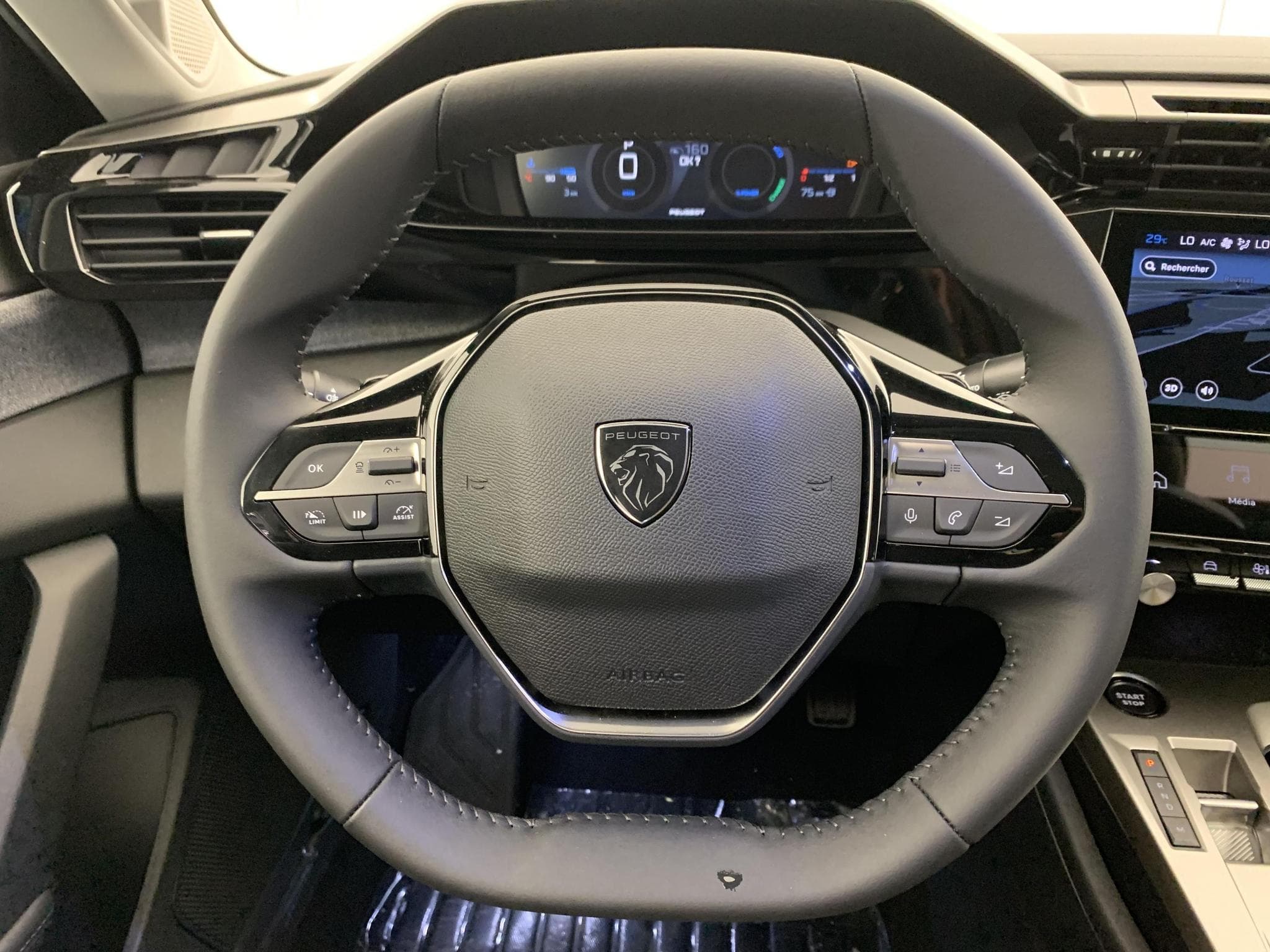Peugeot 308 NOUVELLE HYBRID 145 E-DCS6 ALLURE (2026) - Photo 15