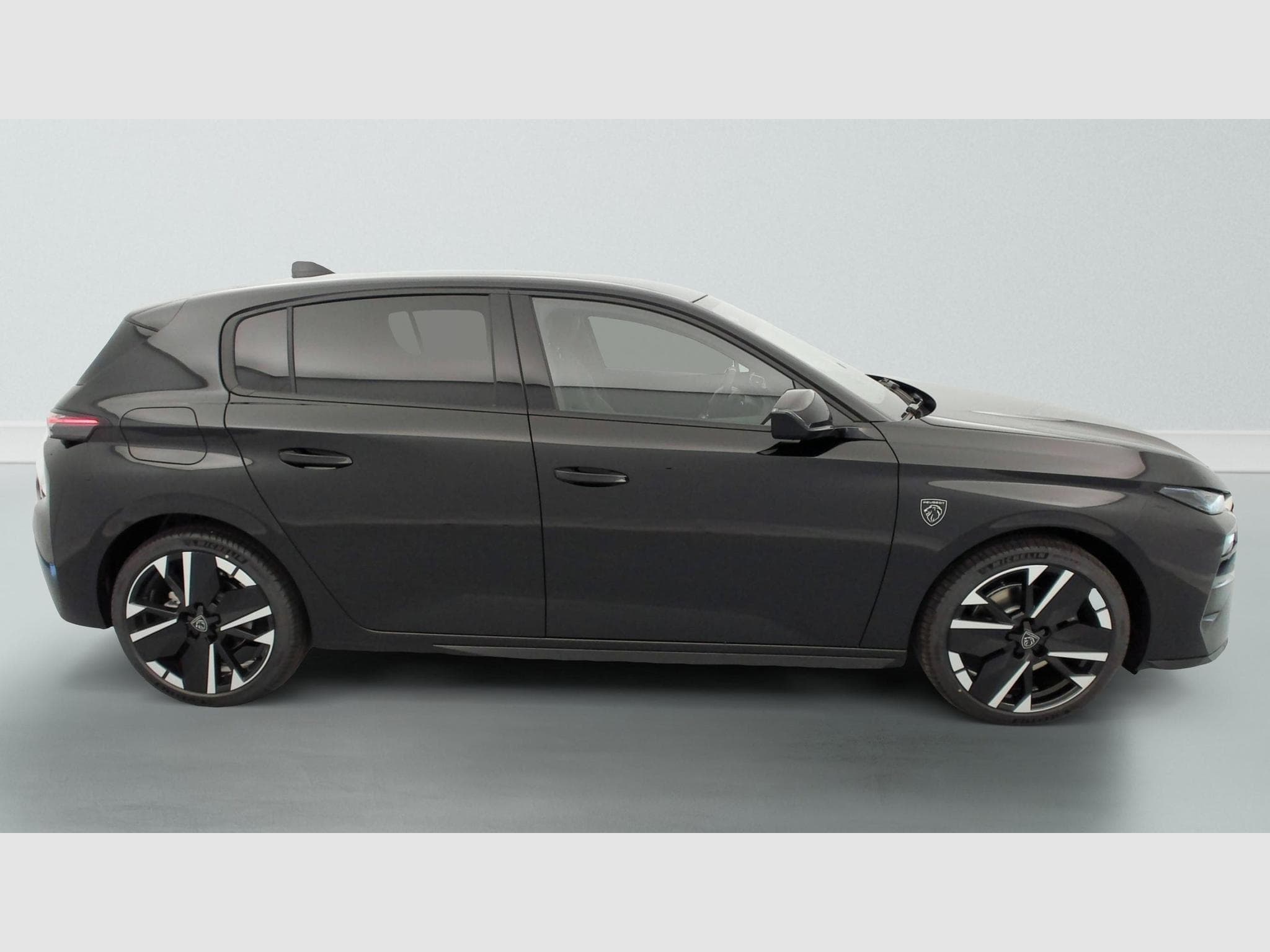 Peugeot 308 NOUVELLE Hybrid 145 e-DCS6 GT (2026) - Photo 8