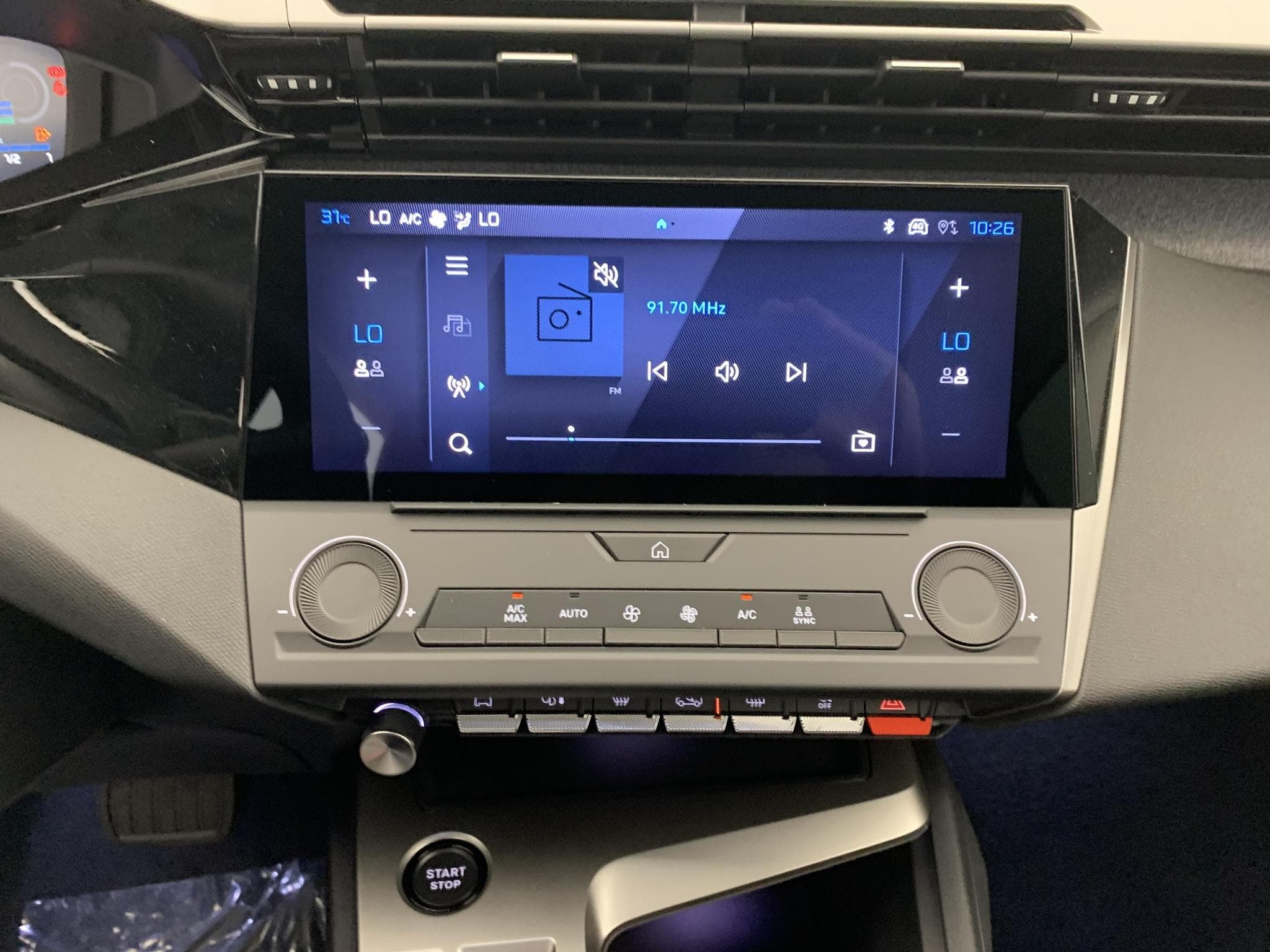Peugeot 308 NOUVELLE HYBRID 145 E-DCS6 ALLURE (2026) - Photo 16