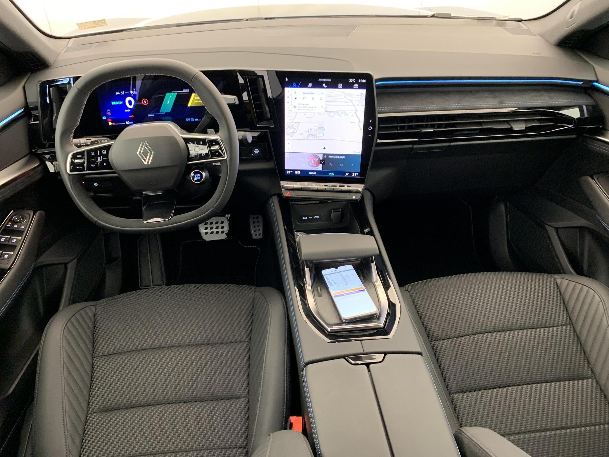 Renault ESPACE VI Espace full hybrid E-Tech 200 ch 7pl Esprit Alpine (2026) - Photo 14