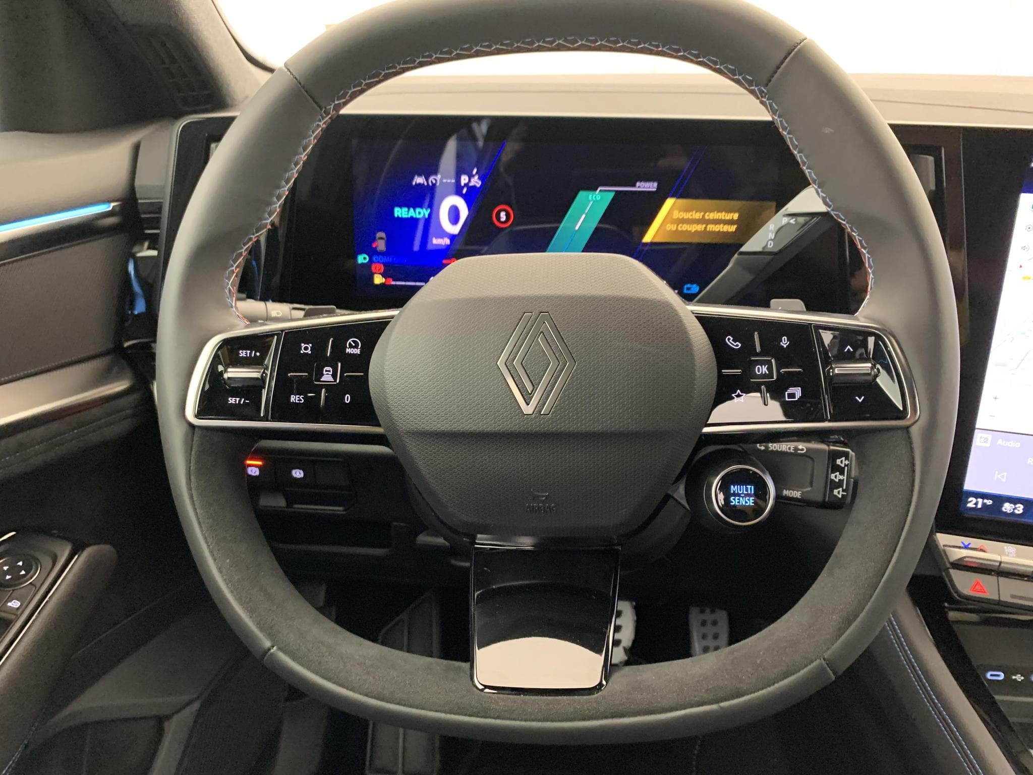 Renault ESPACE VI Espace full hybrid E-Tech 200 ch 7pl Esprit Alpine (2026) - Photo 16