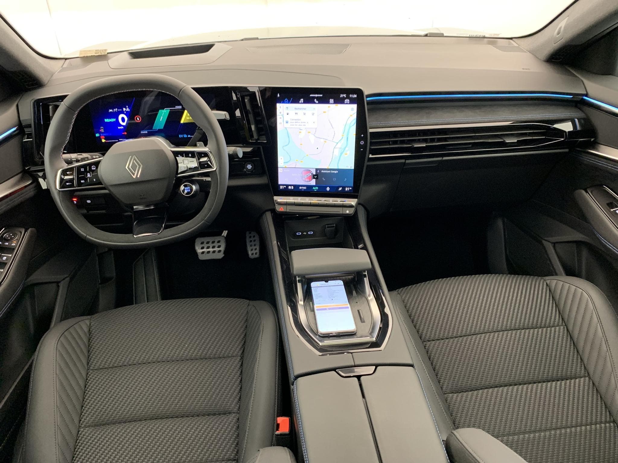 Renault ESPACE VI Espace full hybrid E-Tech 200 ch 7pl Esprit Alpine (2026) - Photo 15