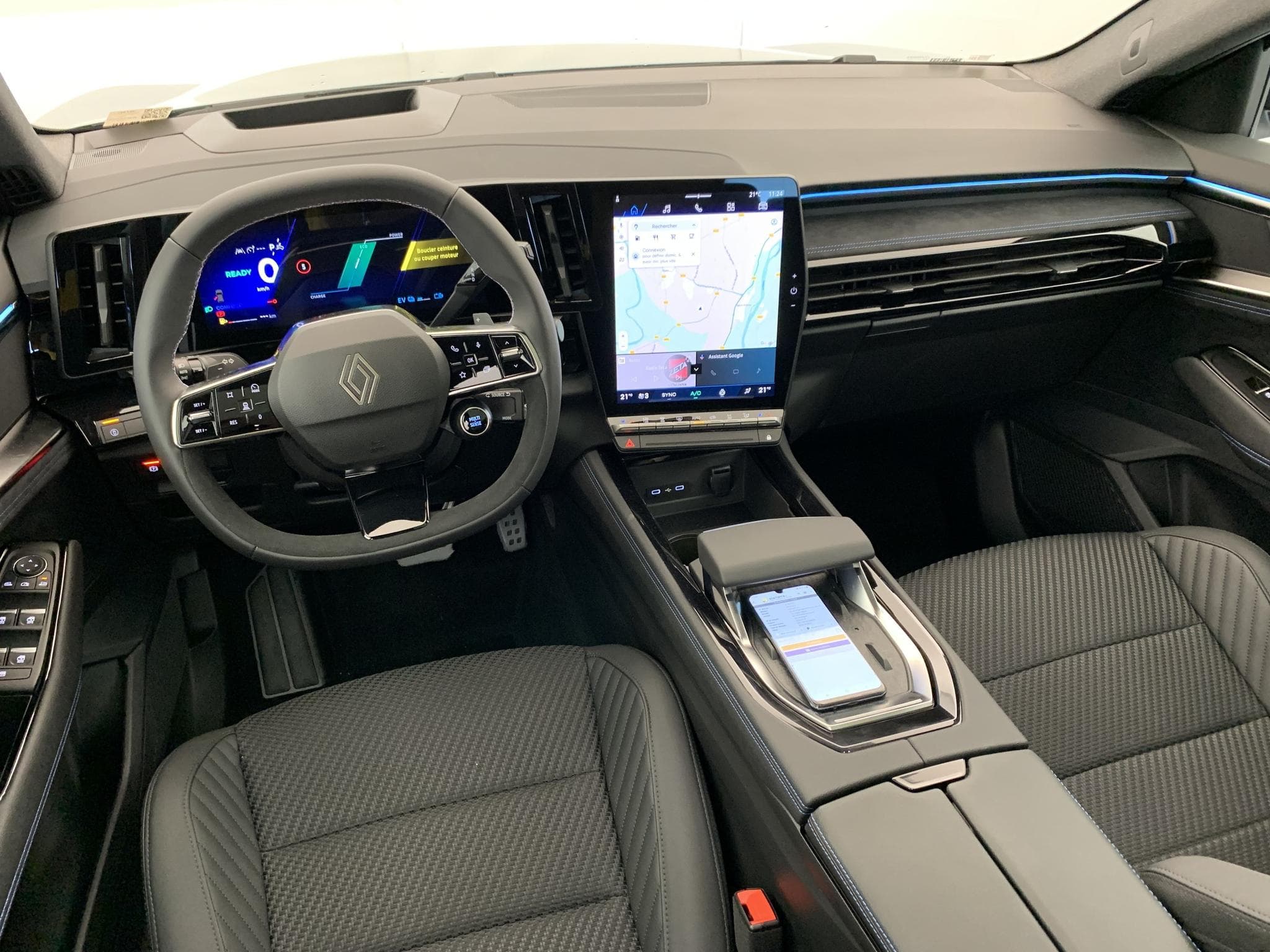 Renault ESPACE VI Espace full hybrid E-Tech 200 ch 7pl Esprit Alpine (2026) - Photo 16