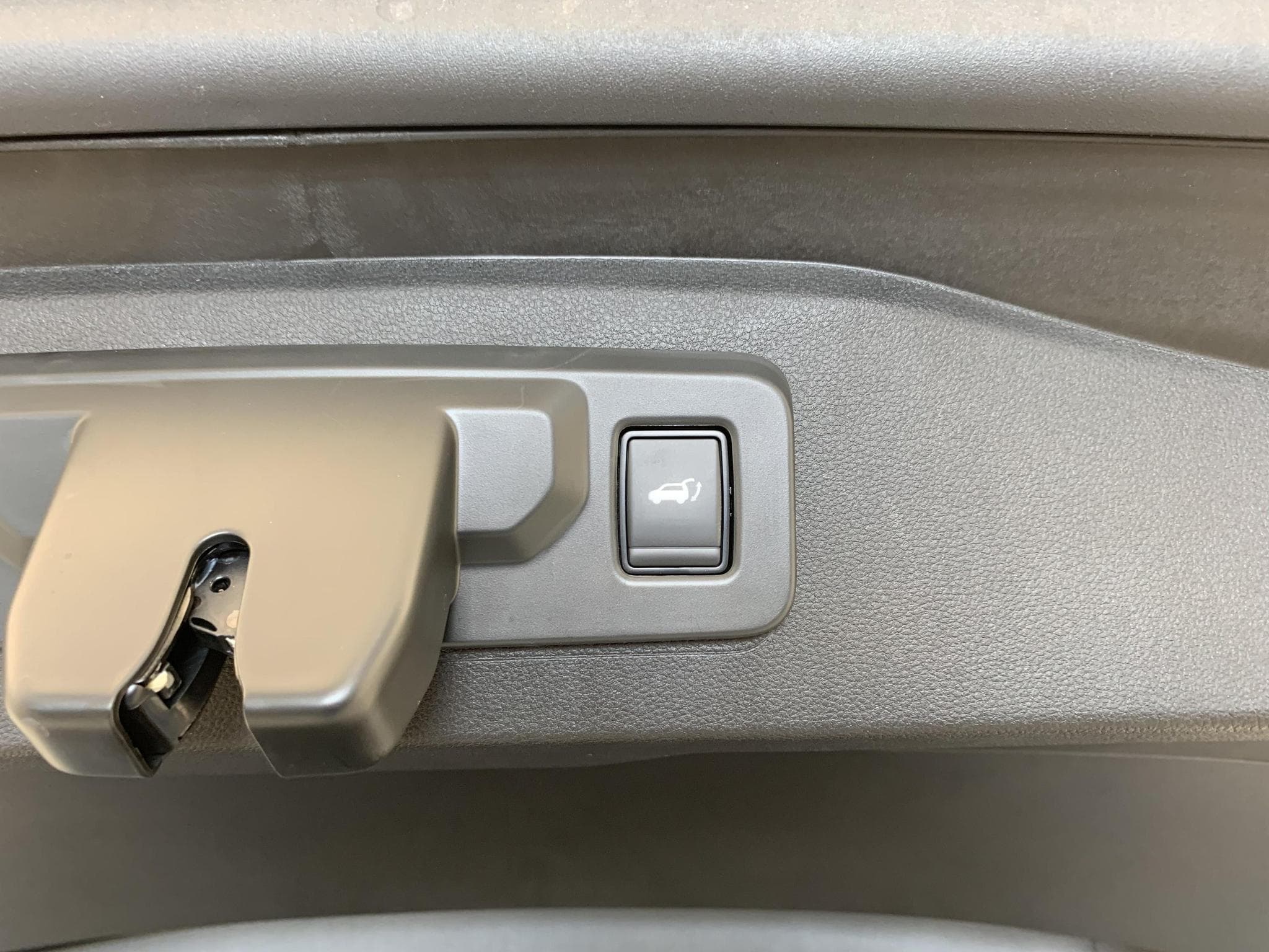 Renault ESPACE VI Espace full hybrid E-Tech 200 ch 7pl Esprit Alpine (2026) - Photo 14