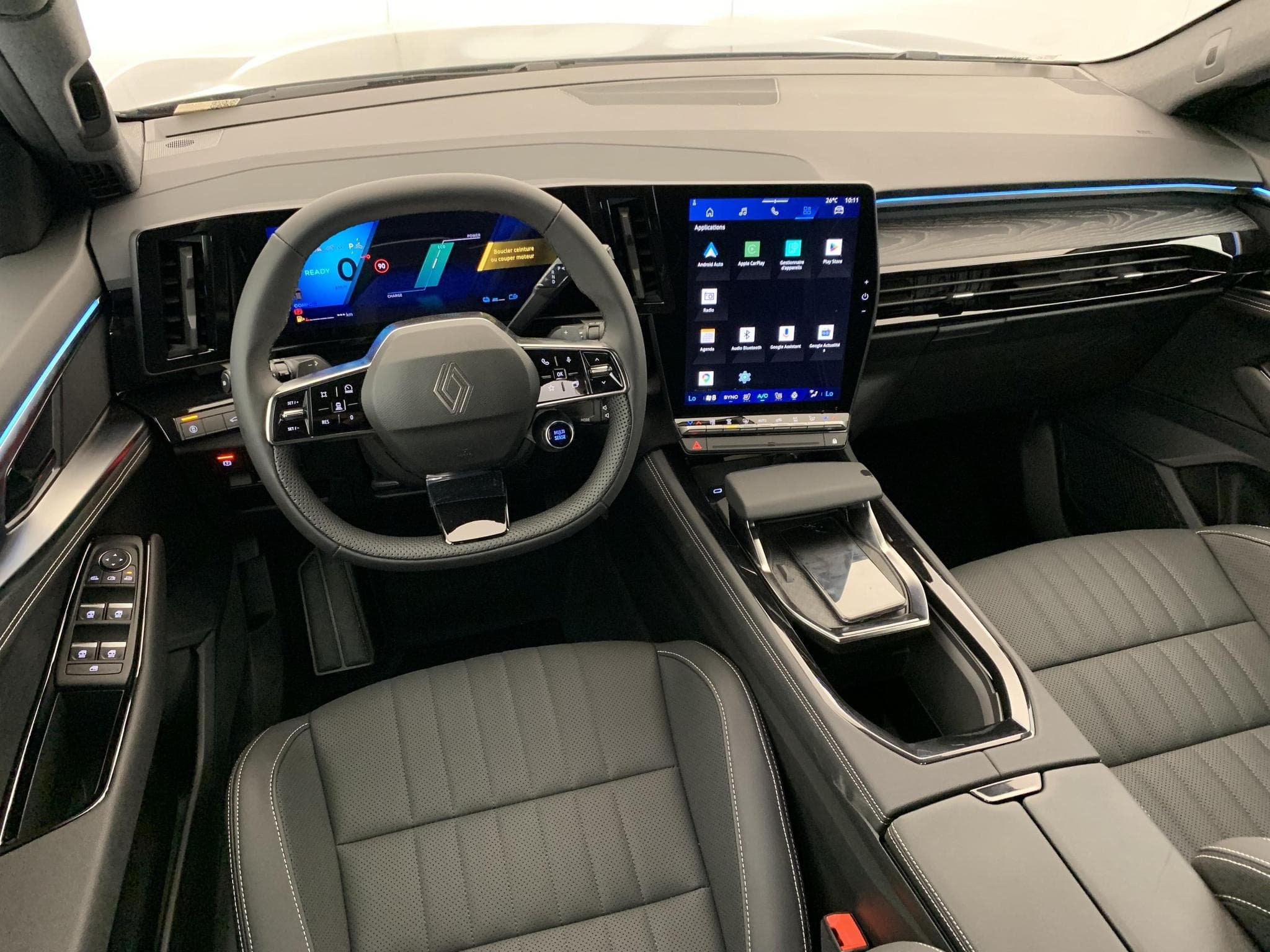 Renault ESPACE VI Espace full hybrid E-Tech 200 ch 7pl Iconic (2026) - Photo 18