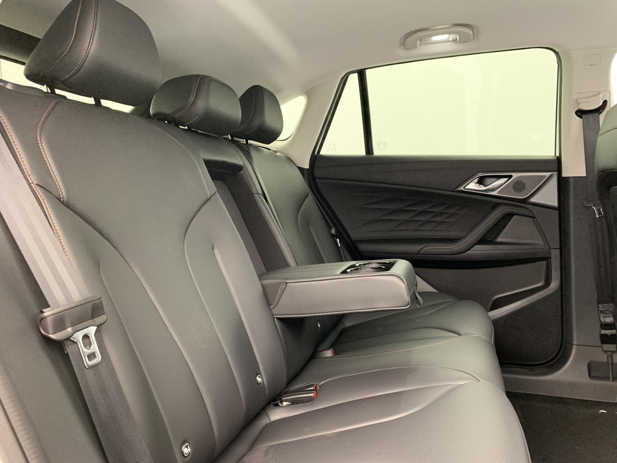 Mg EHS 1.5 Hybrid+ 224 ch Luxury (2026) - Photo 10