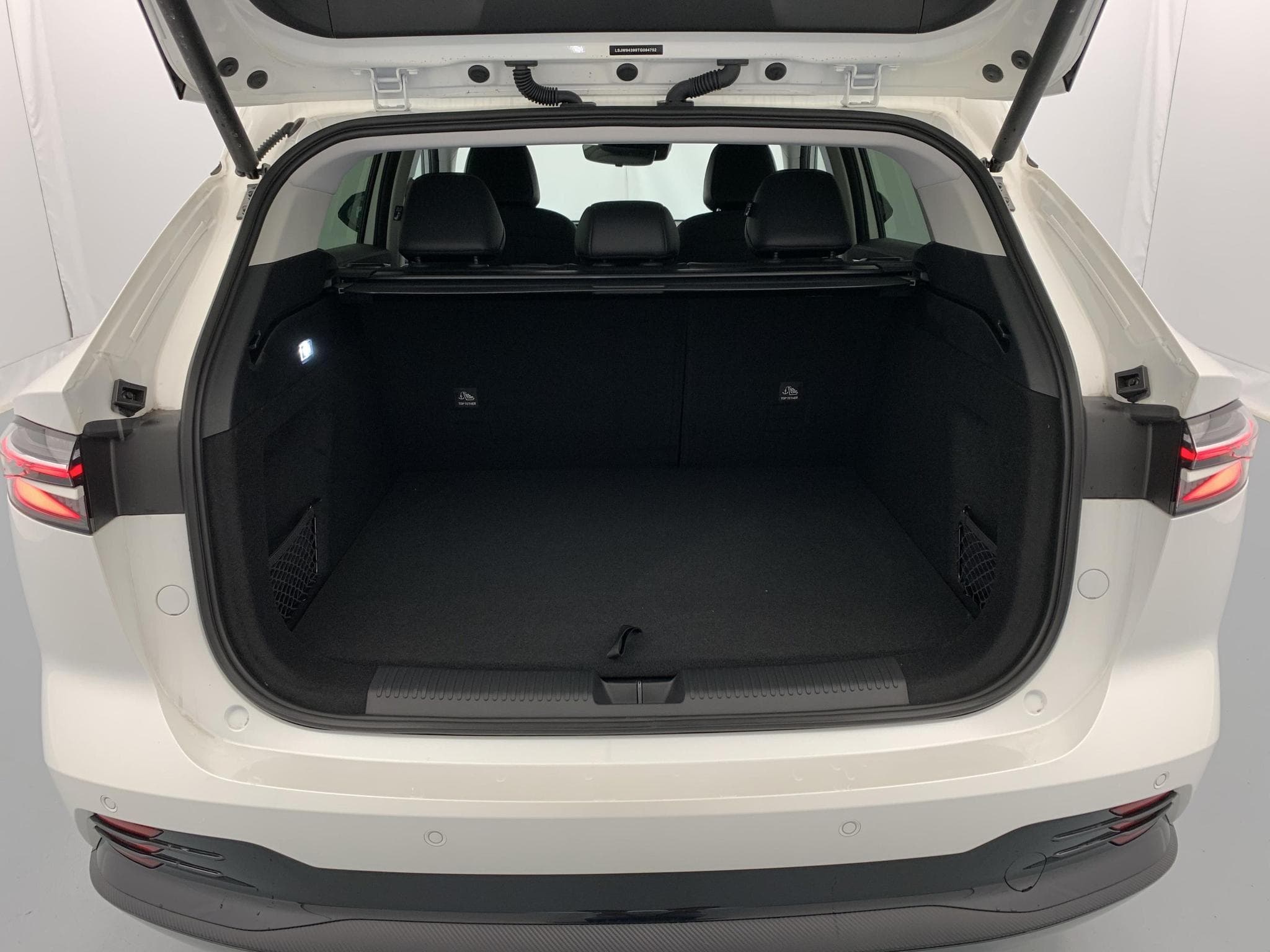 Mg EHS 1.5 Hybrid+ 224 ch Luxury (2026) - Photo 11