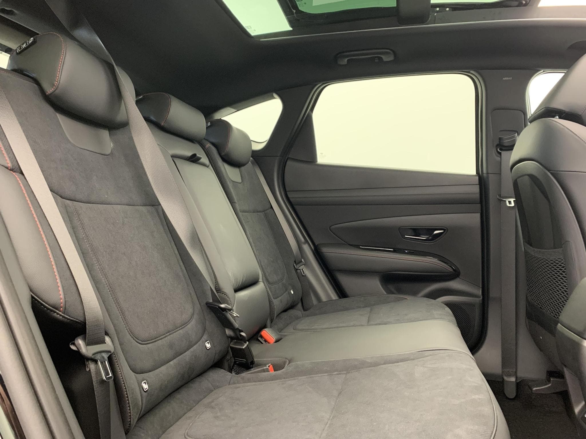 Hyundai Tucson 1.6 T-GDI 239 Hybrid BVA6 N Line Executive (2026) - Photo 9