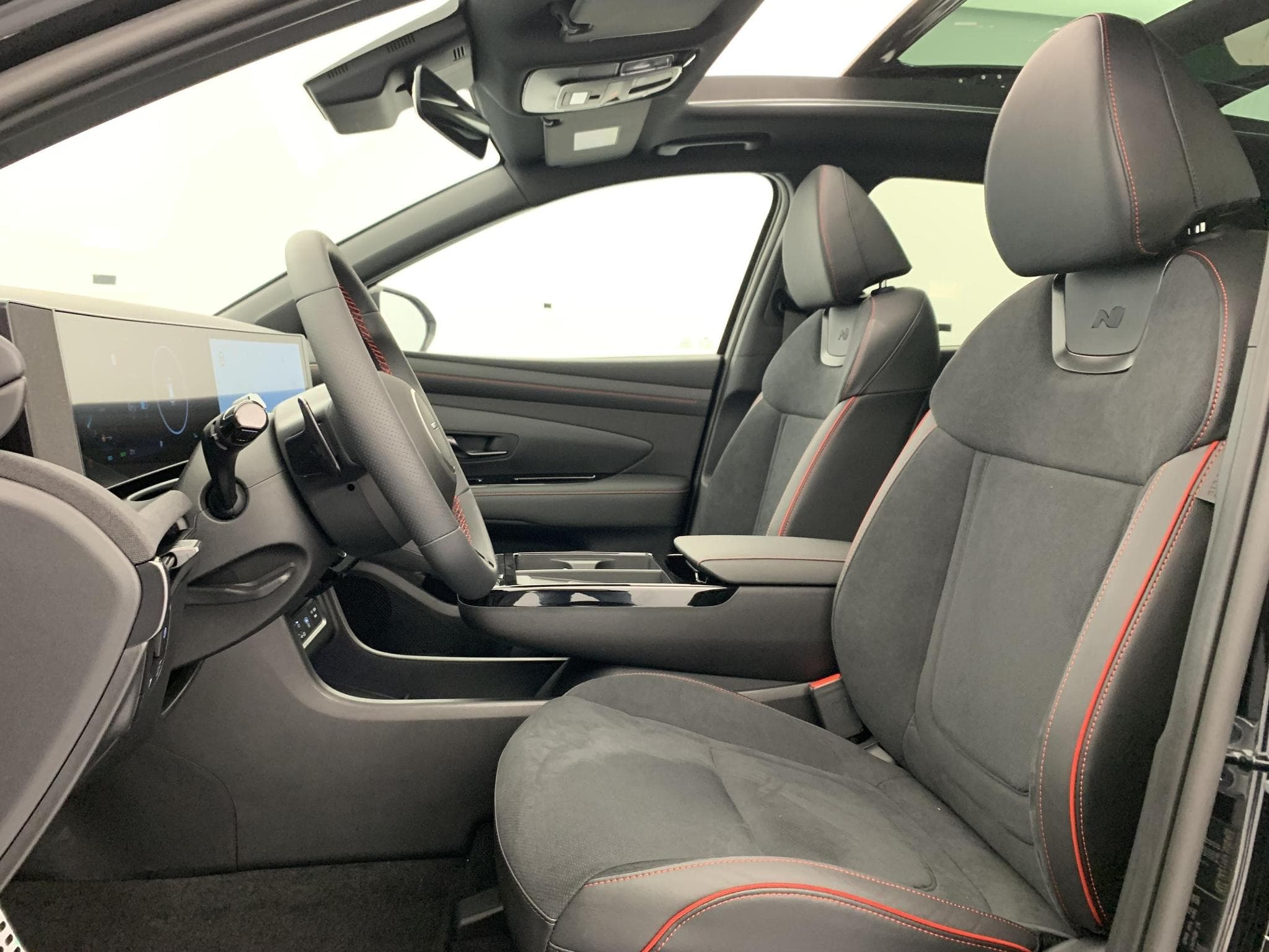 Hyundai Tucson 1.6 T-GDI 239 Hybrid BVA6 N Line Executive (2026) - Photo 19