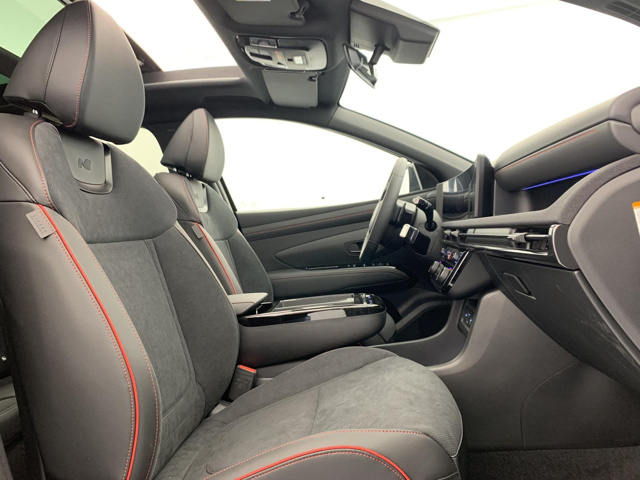 Hyundai Tucson 1.6 T-GDI 239 Hybrid BVA6 N Line Executive (2026) - Photo 8