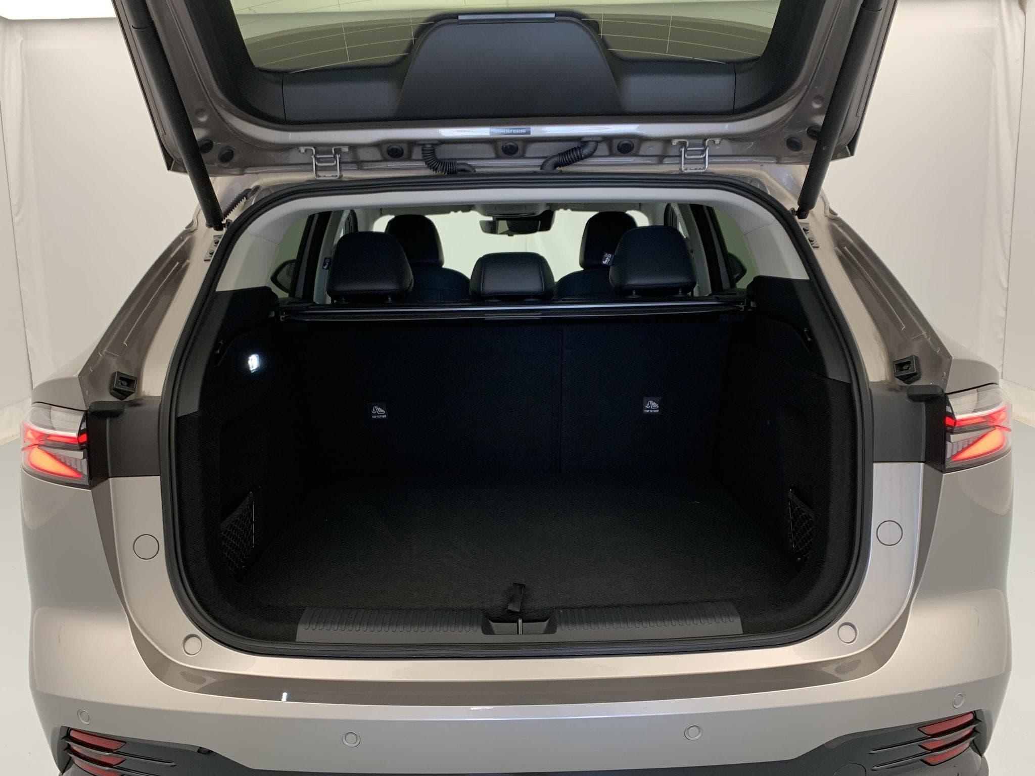 Mg EHS 1.5 Hybrid+ 224 ch Luxury (2026) - Photo 11