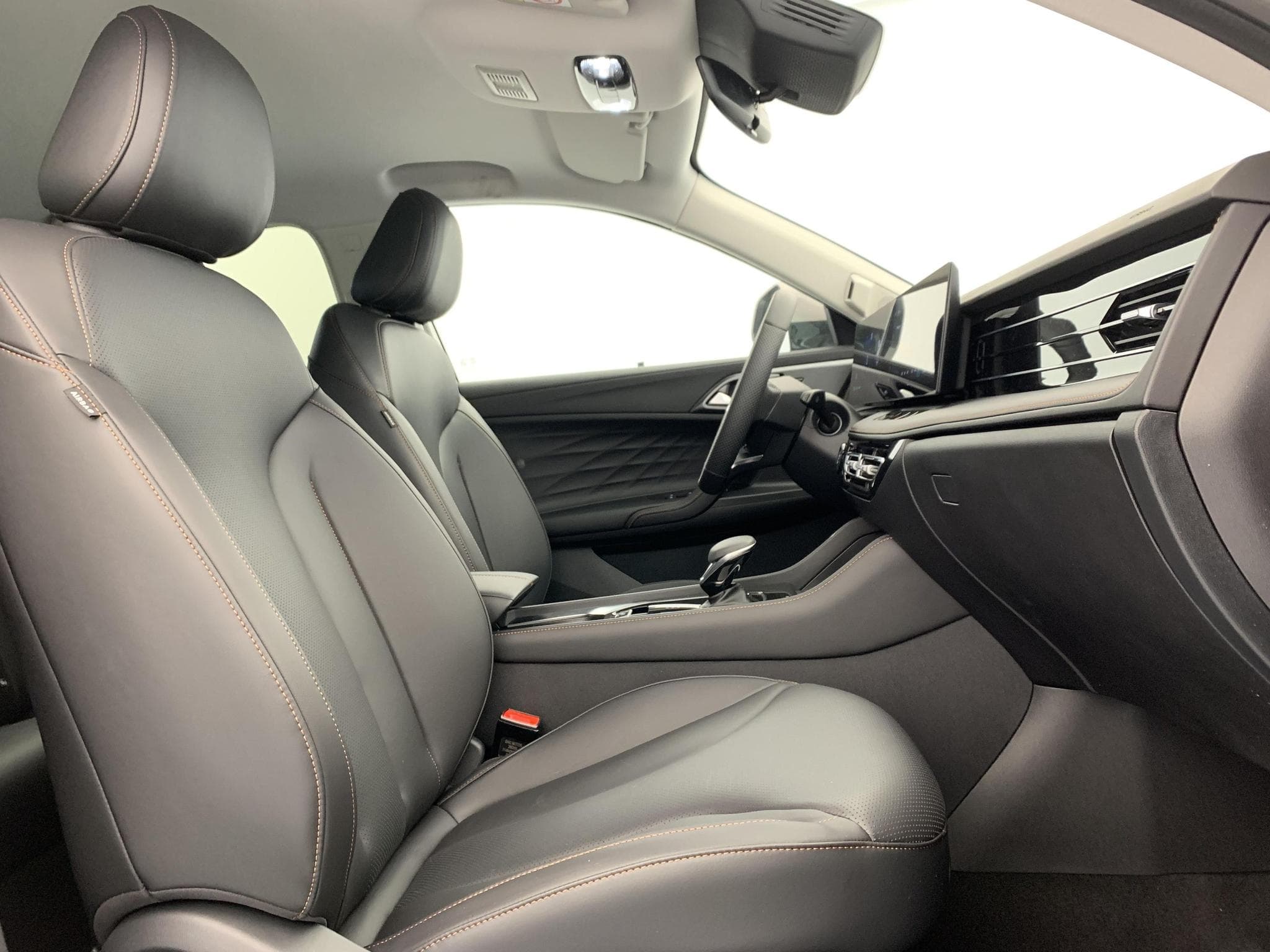 Mg EHS 1.5 Hybrid+ 224 ch Luxury (2026) - Photo 9