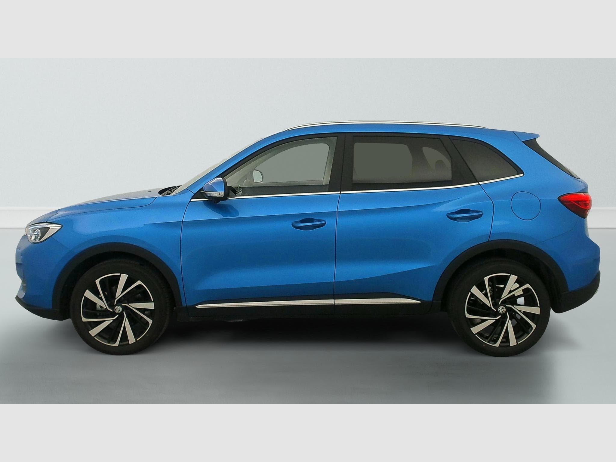 Mg ZS 1.5 L Hybrid+ 197 ch Luxury (2025) - Photo 4