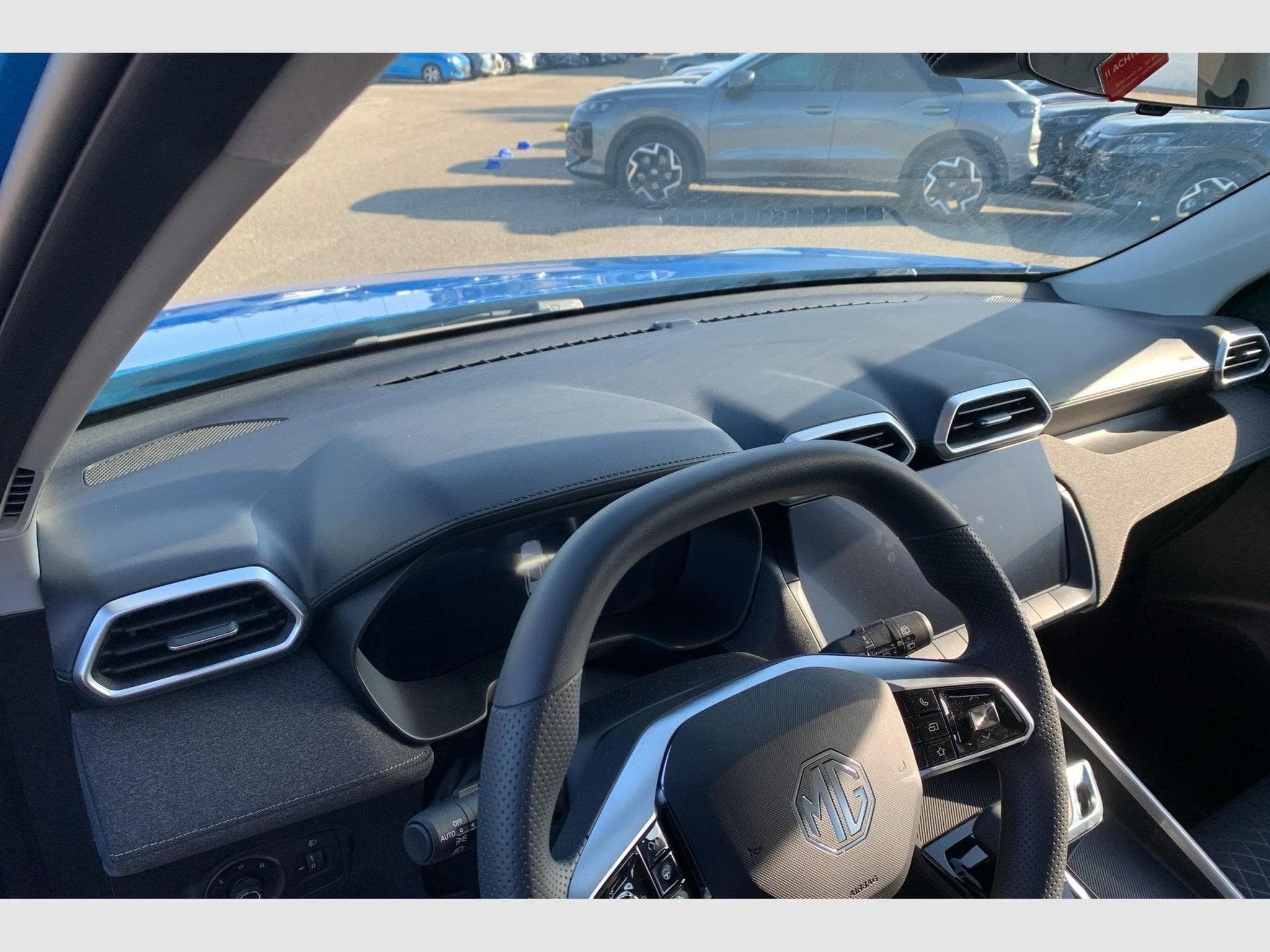 Mg ZS 1.5 L Hybrid+ 197 ch Standard (2025) - Photo 5