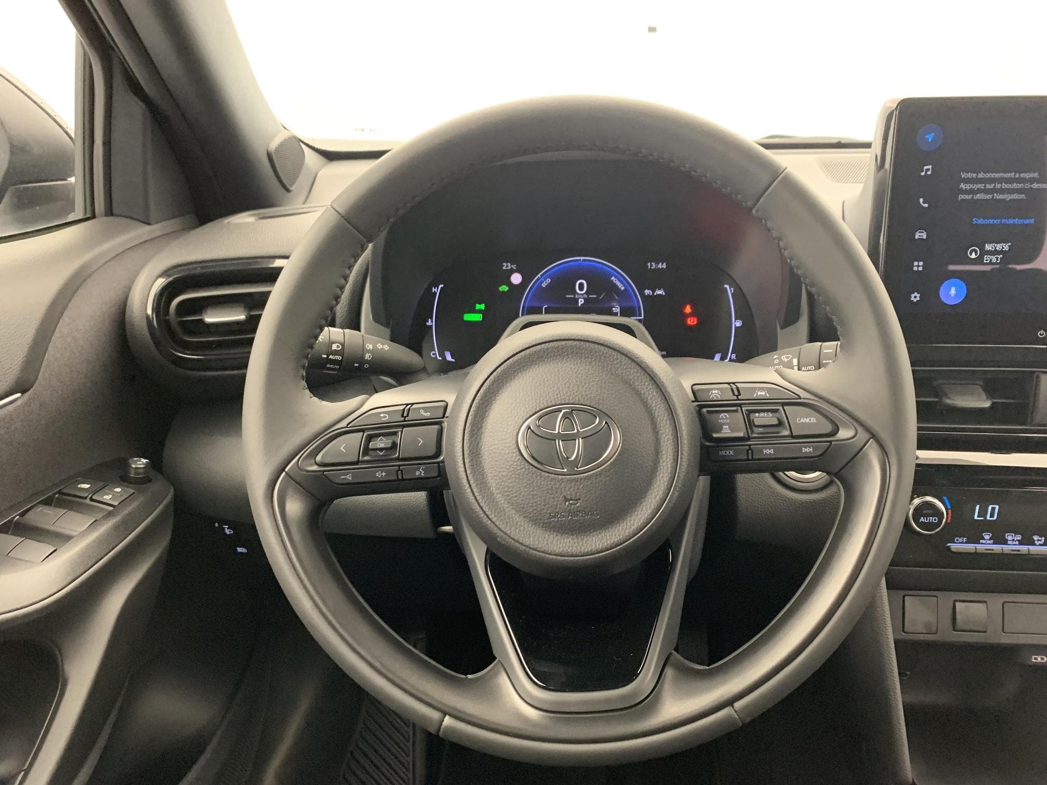 Toyota Yaris Cross Hybride 130h 2WD Design (2026) - Photo 14