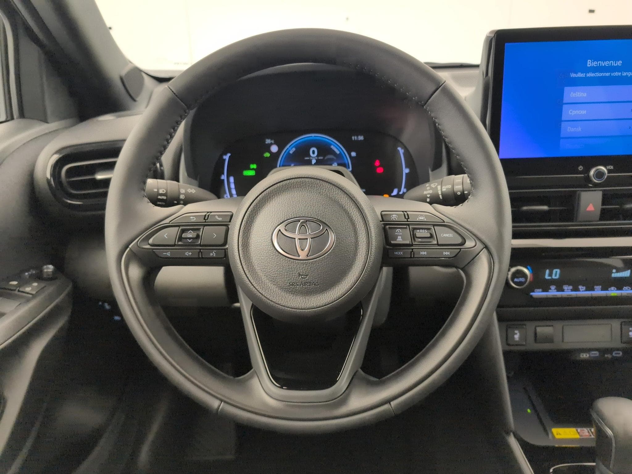 Toyota Yaris Cross Hybride 130h 2WD Design (2026) - Photo 14