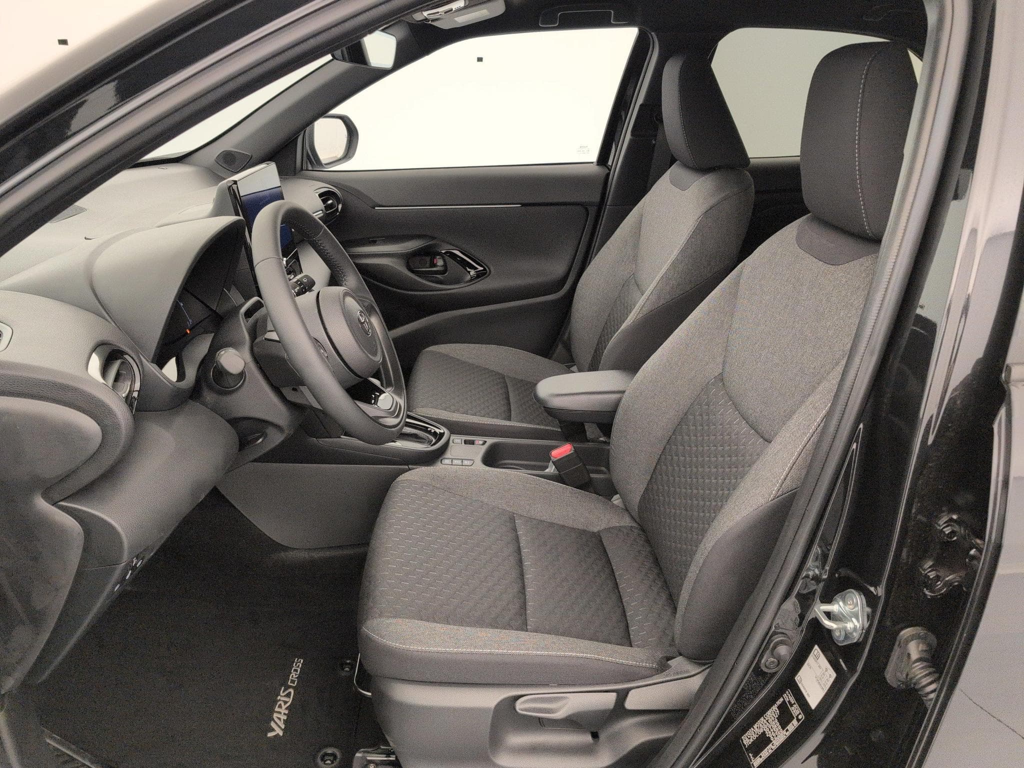 Toyota Yaris Cross Hybride 130h 2WD Design (2026) - Photo 15