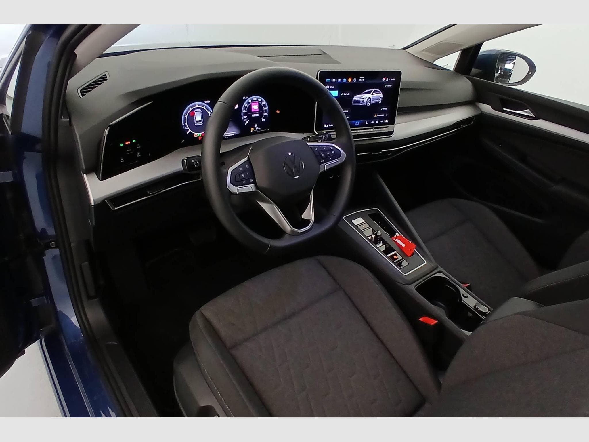 VW GOLF 8 SW 1.5 ETSI EVO2 116 DSG7 LIFE PLUS (2025) - Photo 15